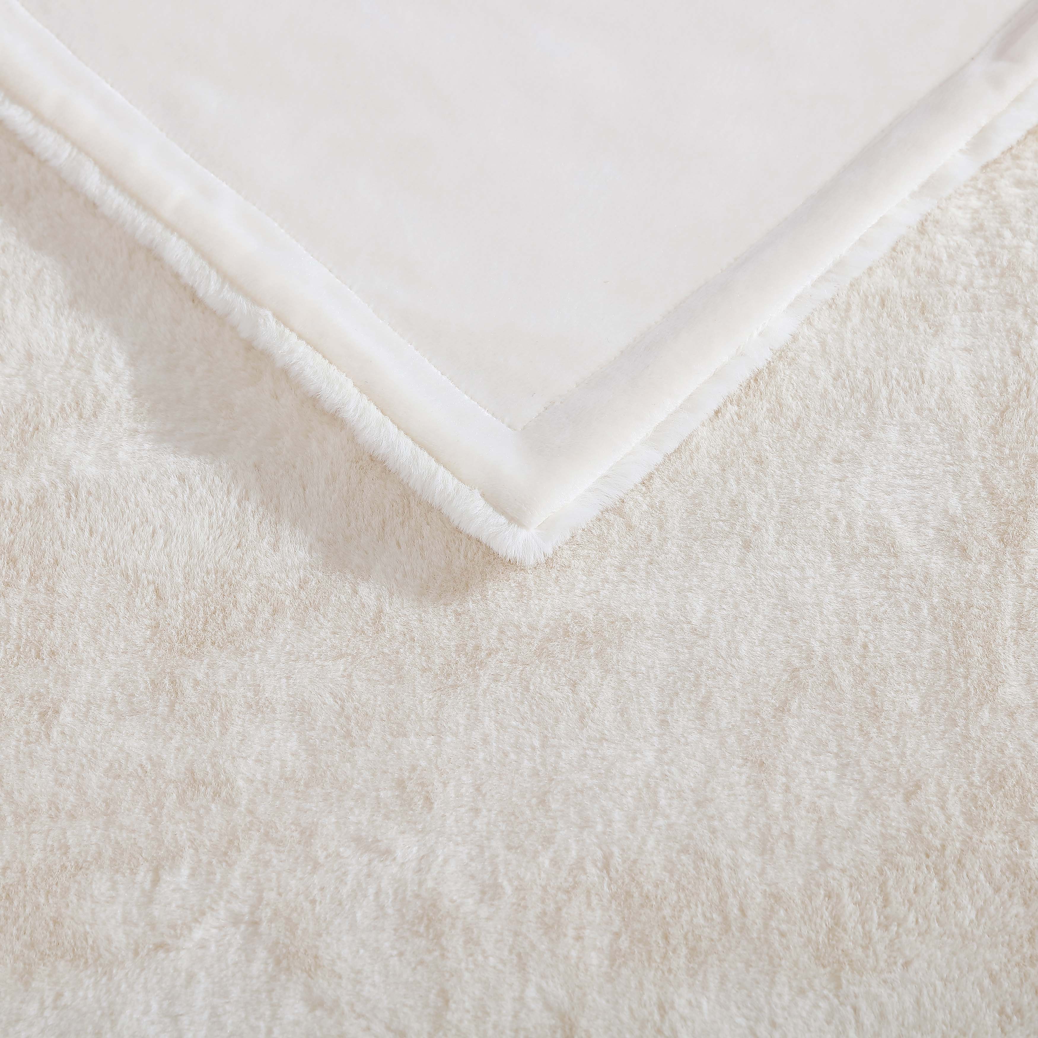 Eddie Bauer Plush-Fleece Throw Blanket - Picture 25 of 26