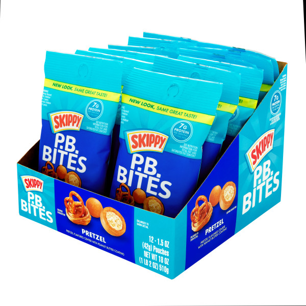 SKIPPY(r) P.B. Bites Pretzel, 1.5 oz Pouch . C1RP - Front Right Pallet/Display (Hi Res)