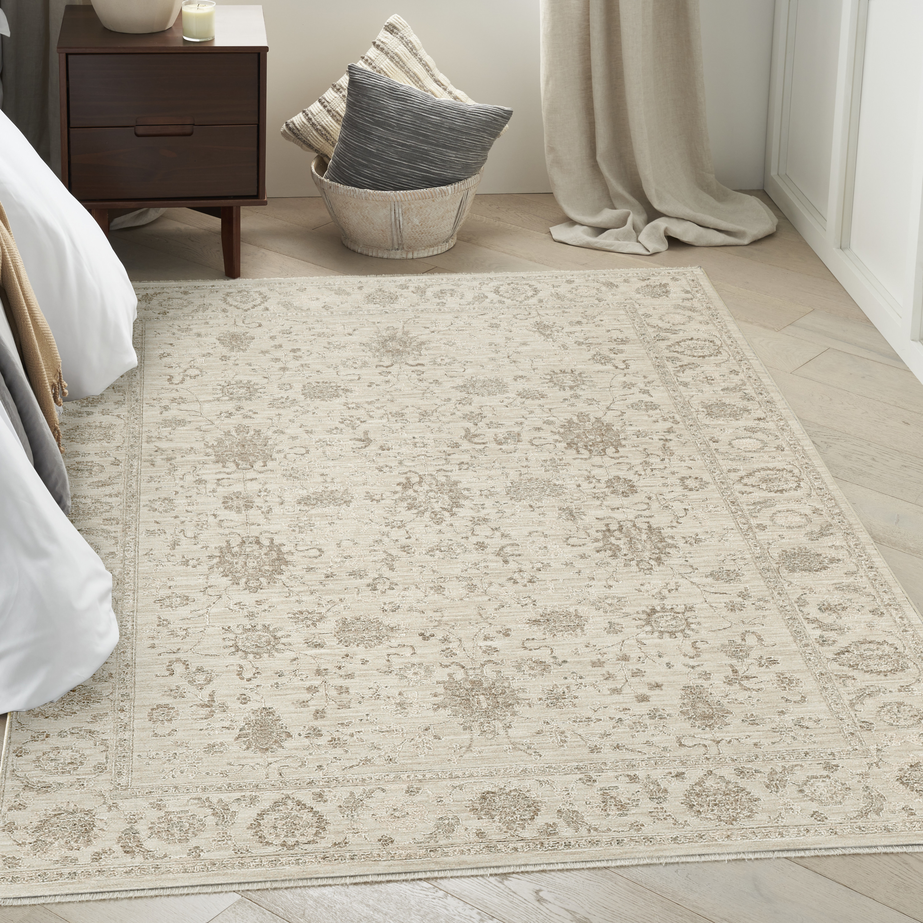 Nourison Shadows 5'3" x 7'3" Ivory Vintage Indoor Rug