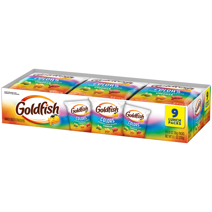 Goldfish® Colors Cheddar, 9 count box, 0.9 oz, bag - Right Angle Image