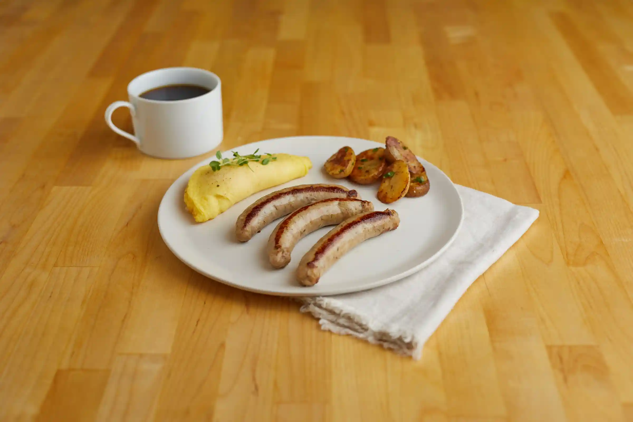Aidells® Fully Cooked Smoked Chicken and Apple Chicken Sausage Breakfast Links_image_01