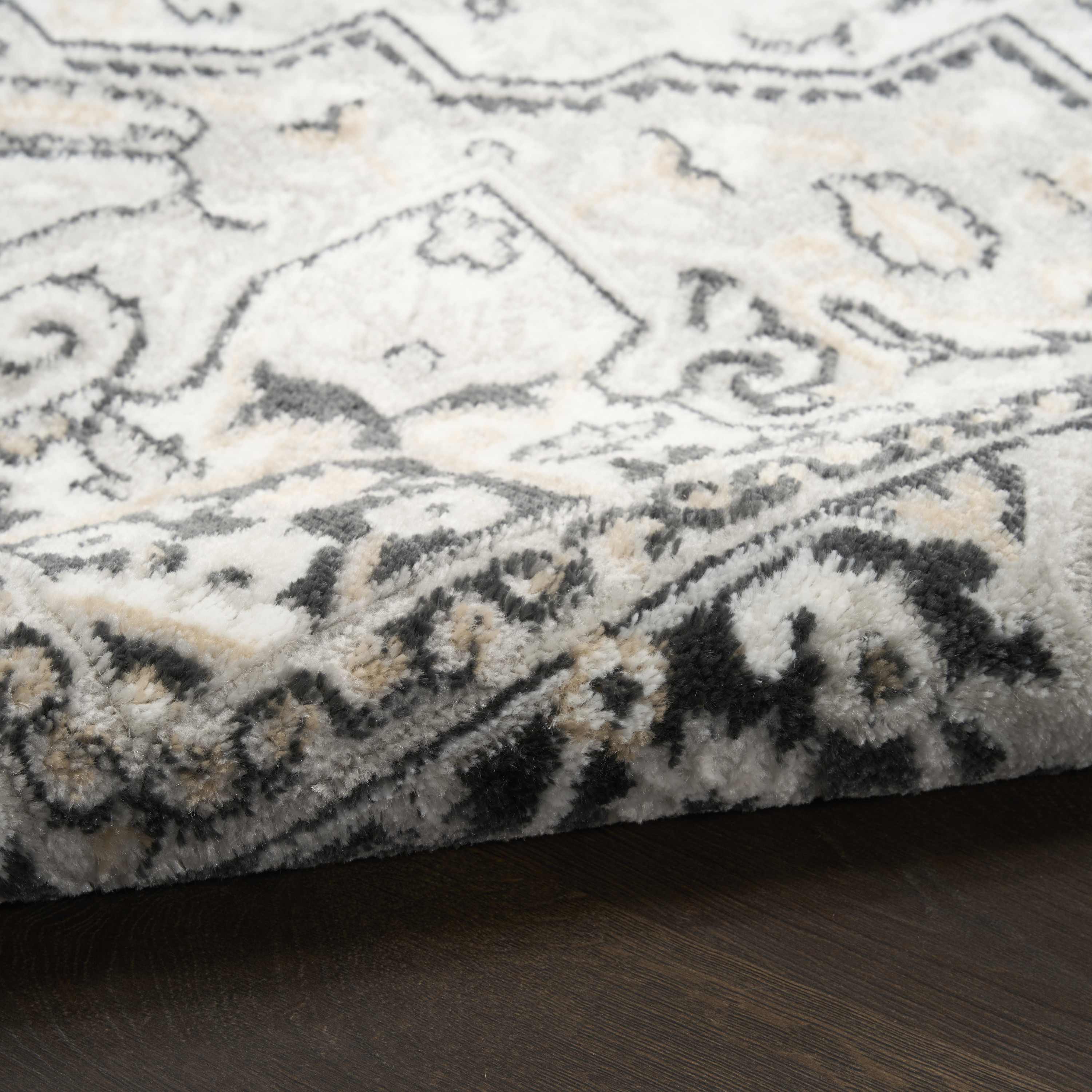 Nourison Dekor 4' x 6' Ivory Charcoal Vintage Indoor Rug