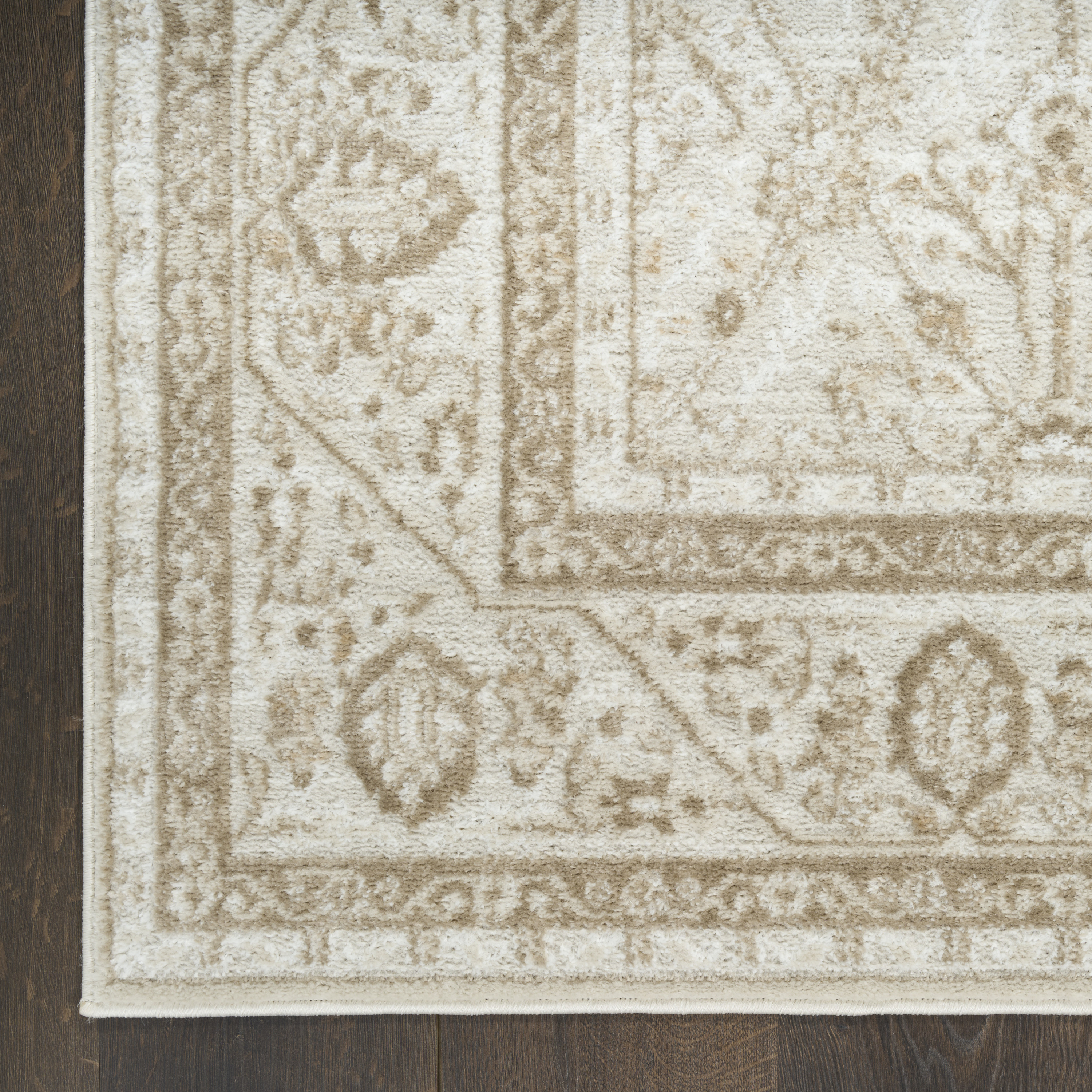 Nourison Dekor 5'3" x 7' Ivory Taupe Vintage Indoor Rug