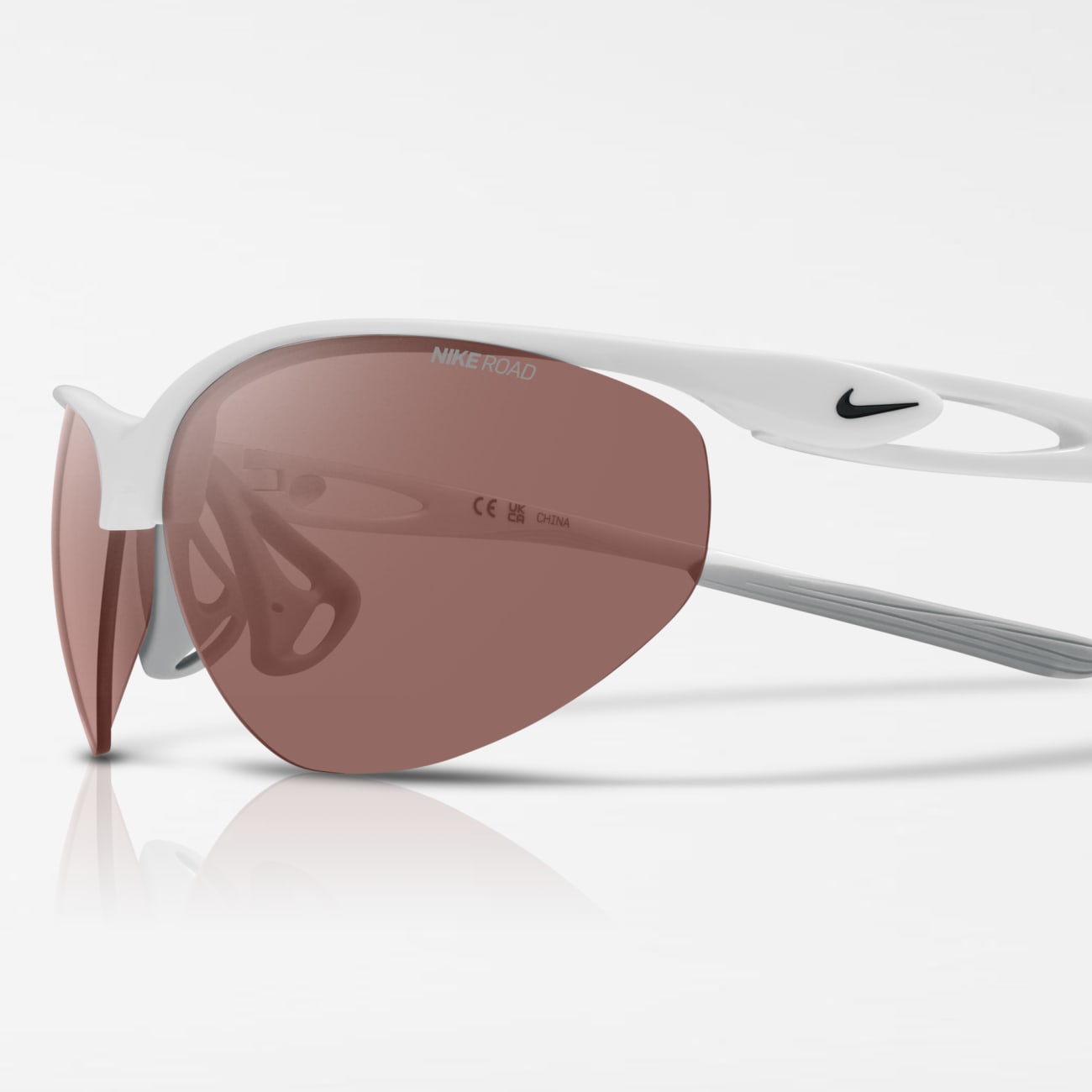 Nike Aerial Road Tint Style Image