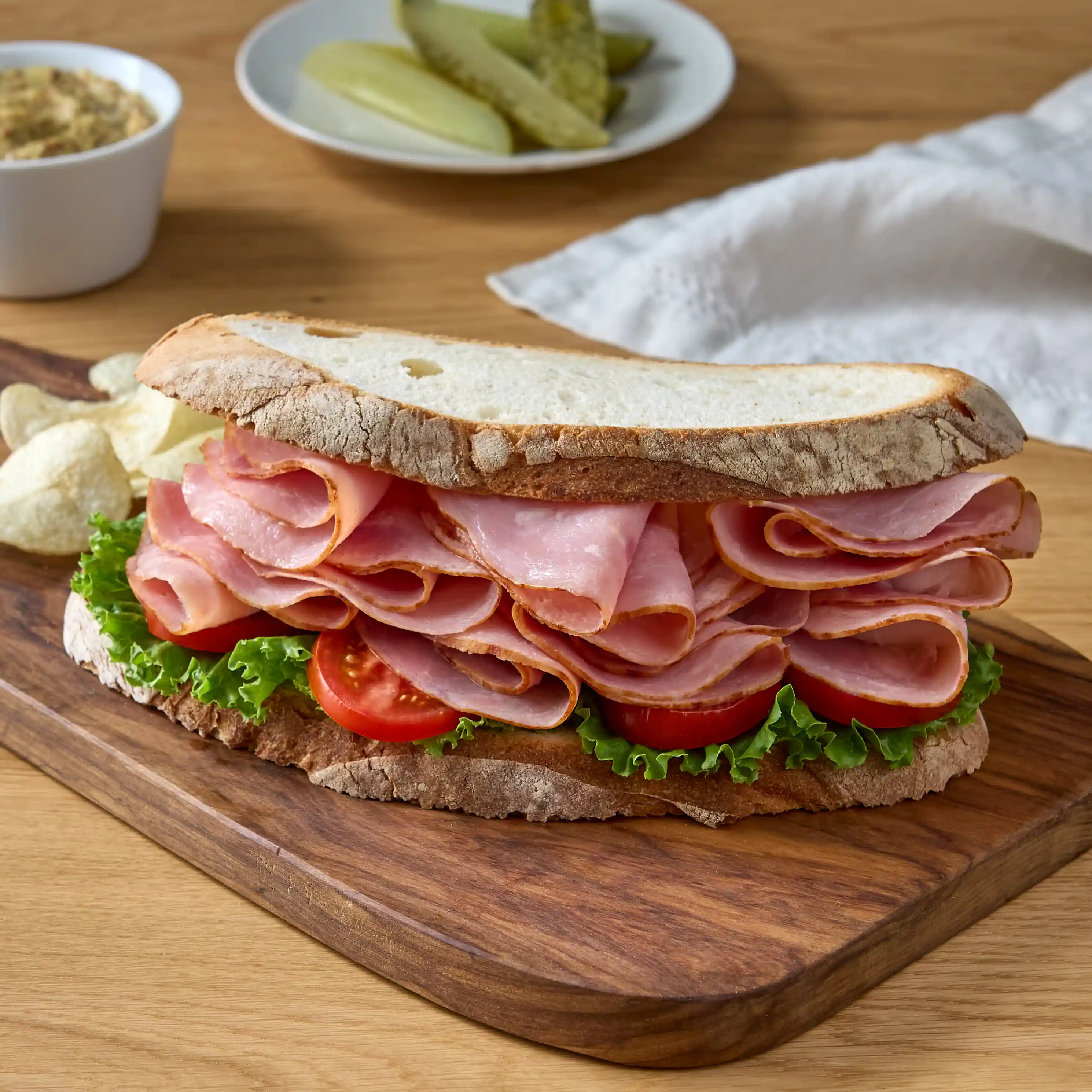 Hillshire Farm® Sliced Honey Ham_image_01