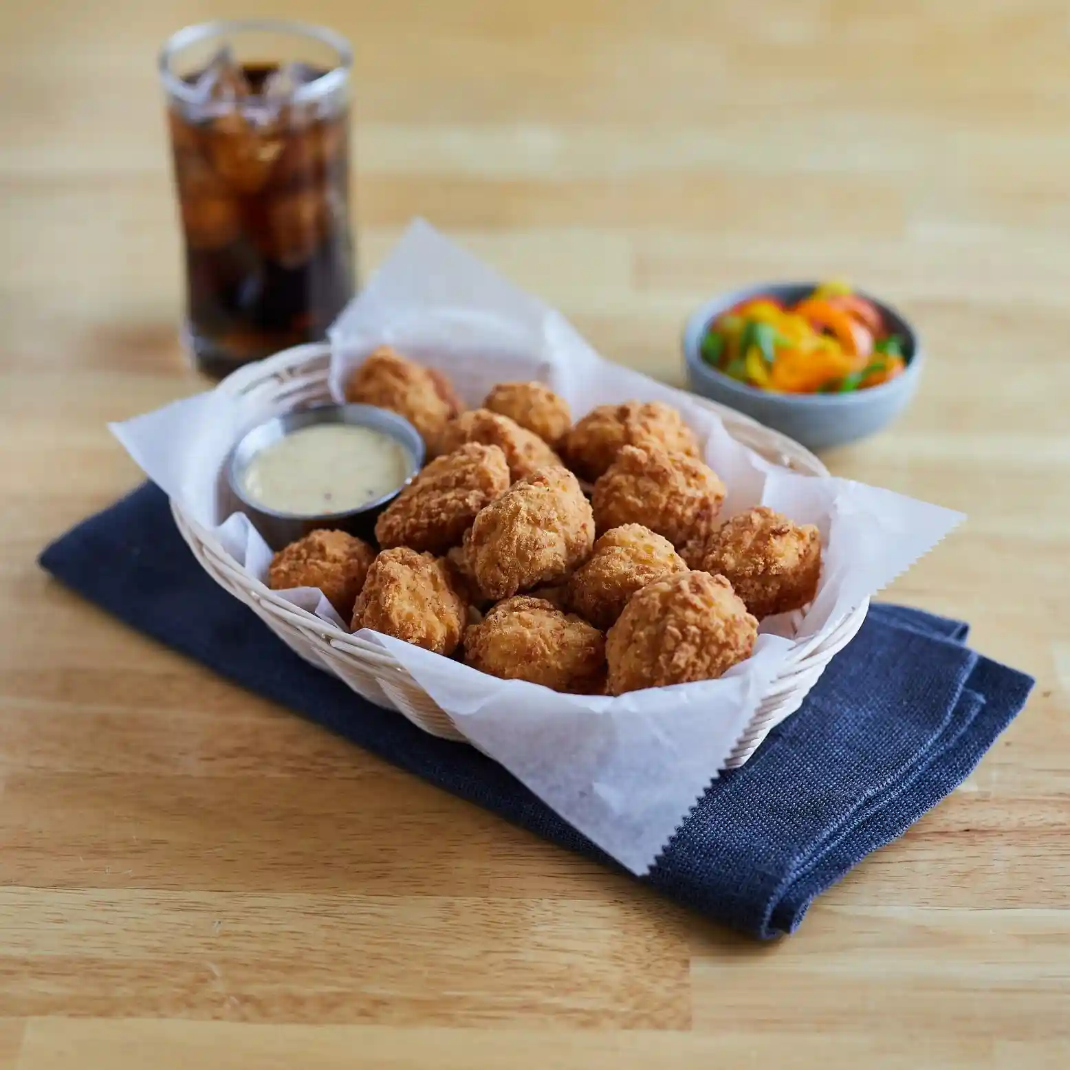 Tyson Red Label® Uncooked Homestyle Chicken Breast Chunk Fritters https://images.salsify.com/image/upload/s--FCpWSvVU--/q_25/ez4jp5tujnd29br81nzk.webp