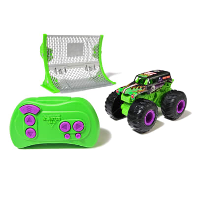 Monster Jam, Official Grave Digger Remote Control Monster Truck 1:64 Scale, Includes Ramp, RC Cars Kids Toys for Boys and Girls Ages 4 and up