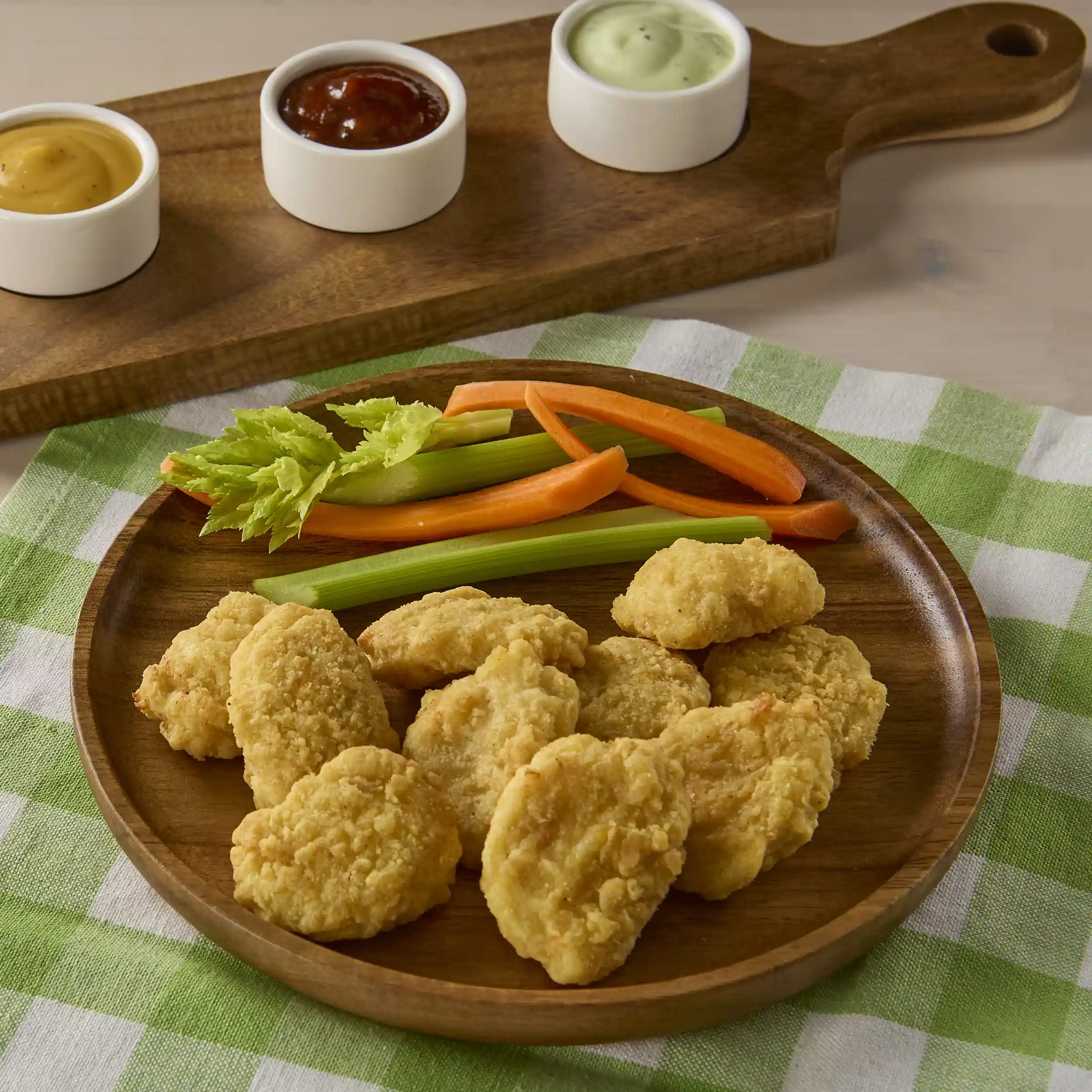 Tyson Red Label® Uncooked Breaded Golden Crispy Chicken Breast Nuggets https://images.salsify.com/image/upload/s--OzVqDvb5--/q_25/0582512f9d7dd365fc8b6129a4bb5549d6b2a59b.webp