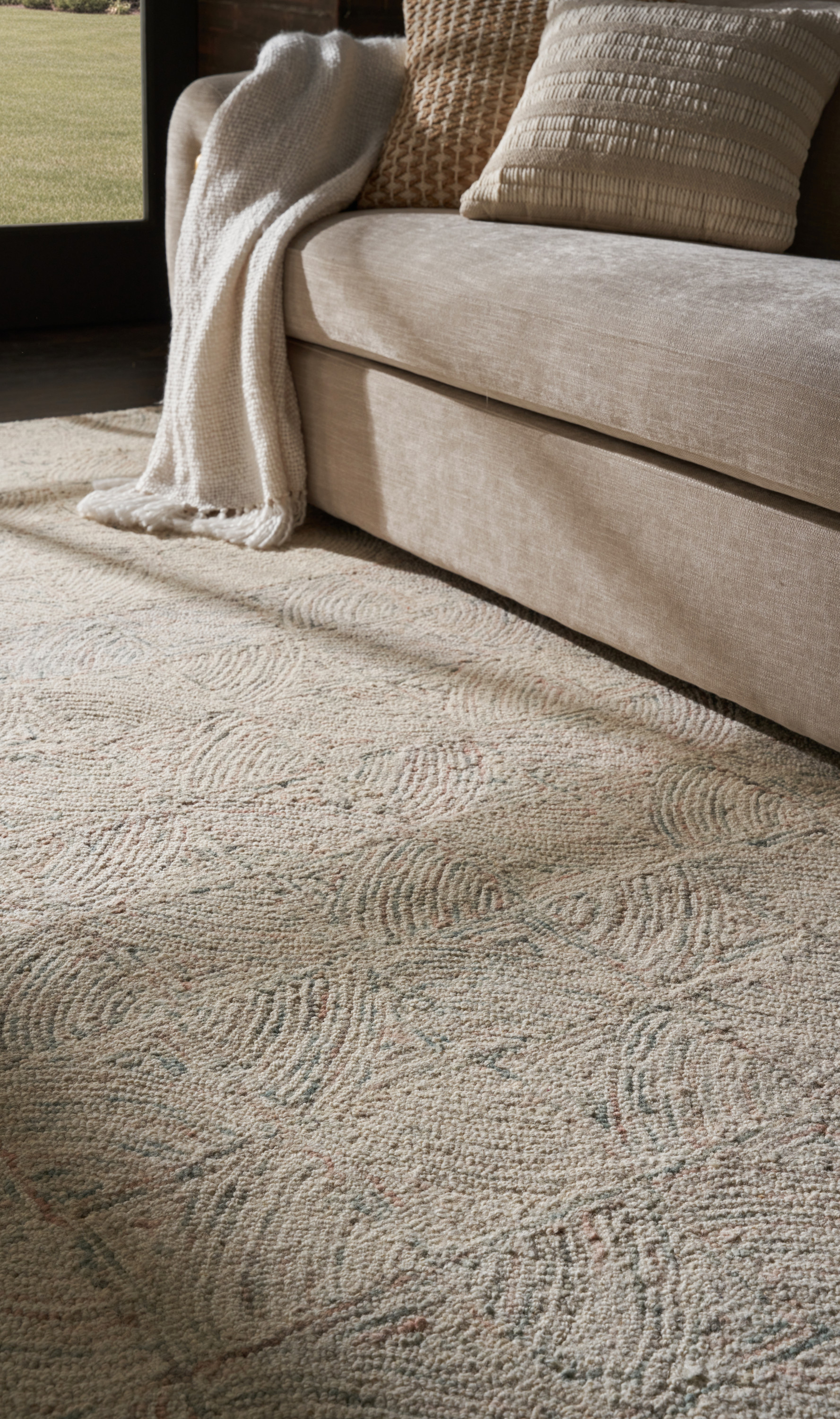 Nourison Interlock 8' x 10'6" Ivory Multicolor Modern Indoor Rug