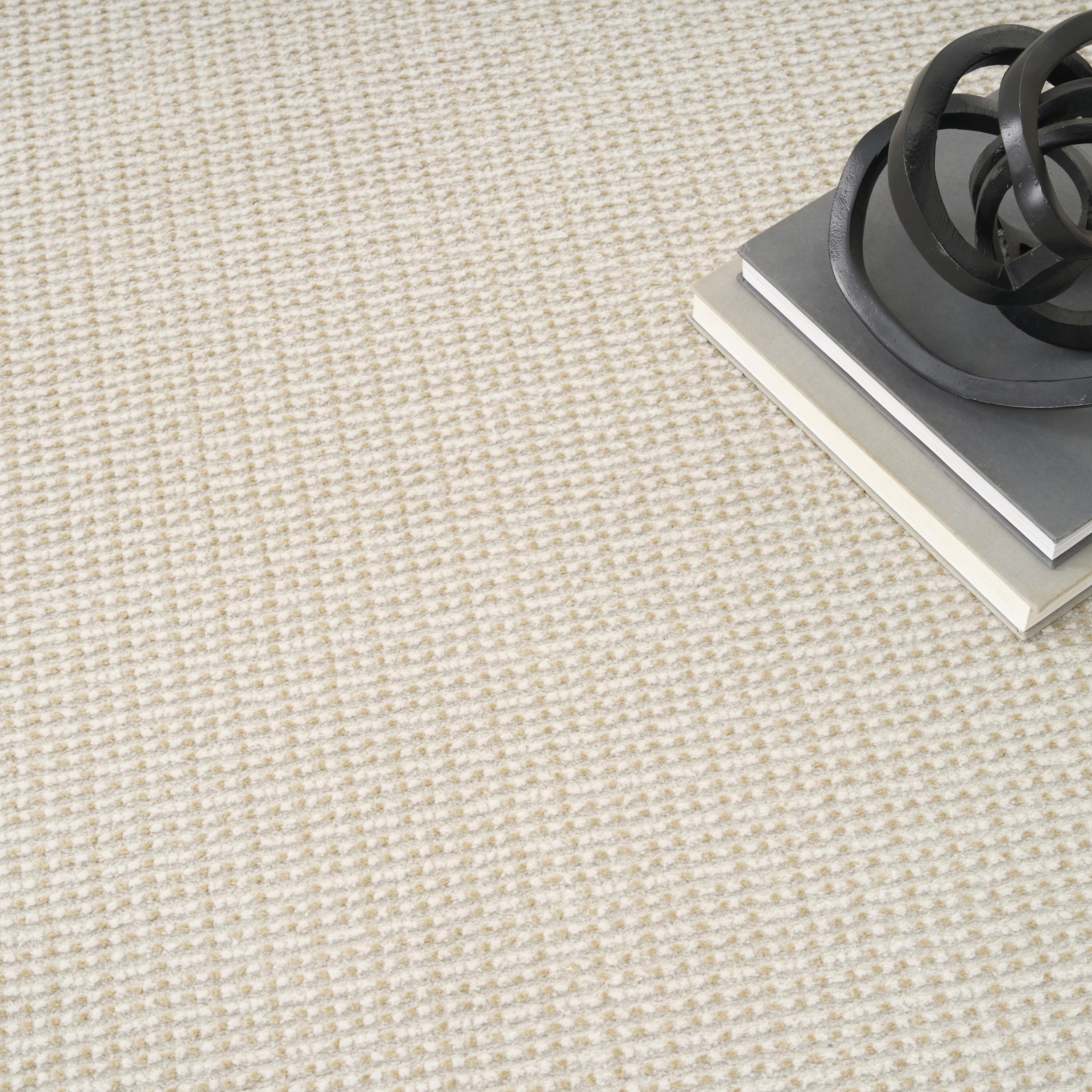 DKNY Atlantic Avenue 5'3" x 7'3" Beige Modern Indoor Rug