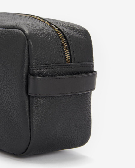 Highgate Leather Washbag