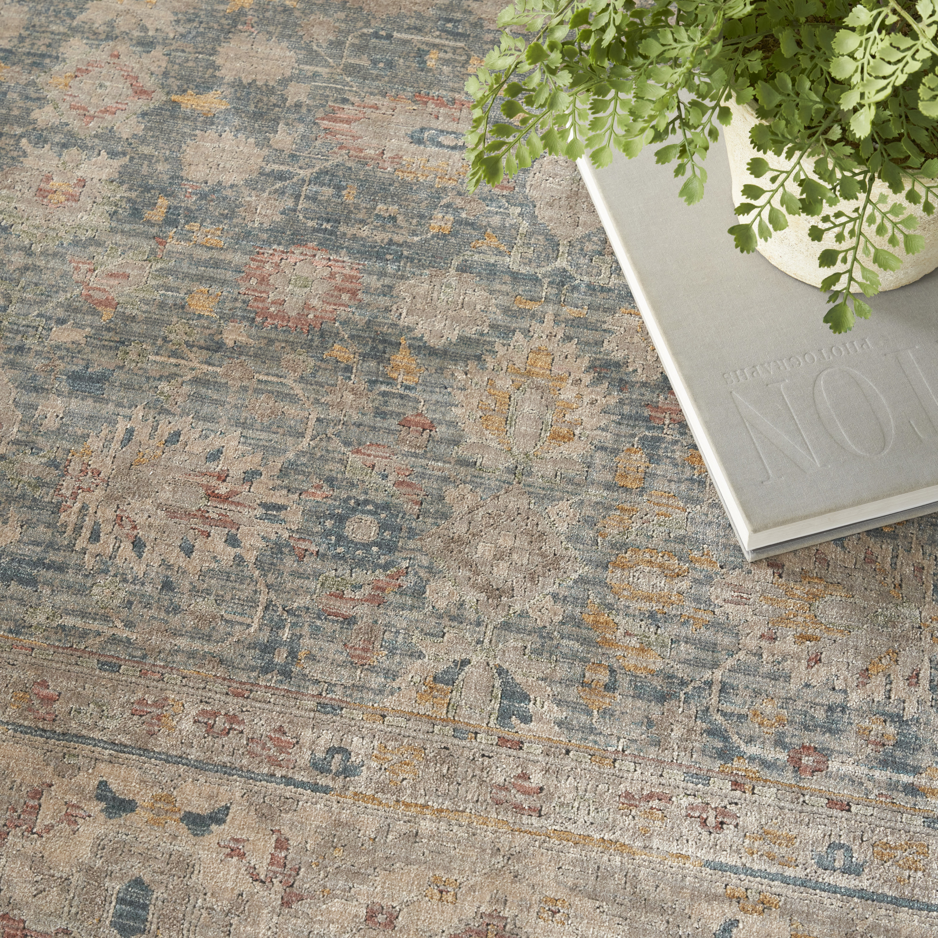 Nourison Luxurious 8'6" x 11'6" Ivory Blue Vintage Indoor Rug