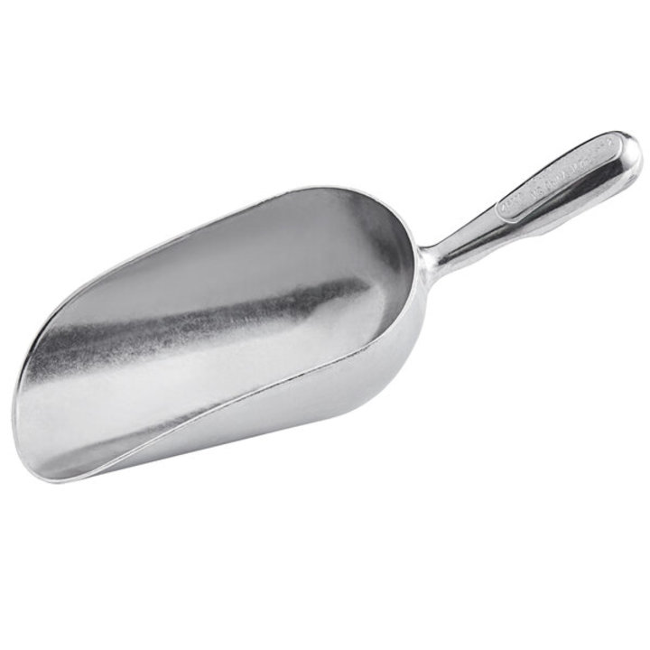 58-ounce cast-aluminum scoop