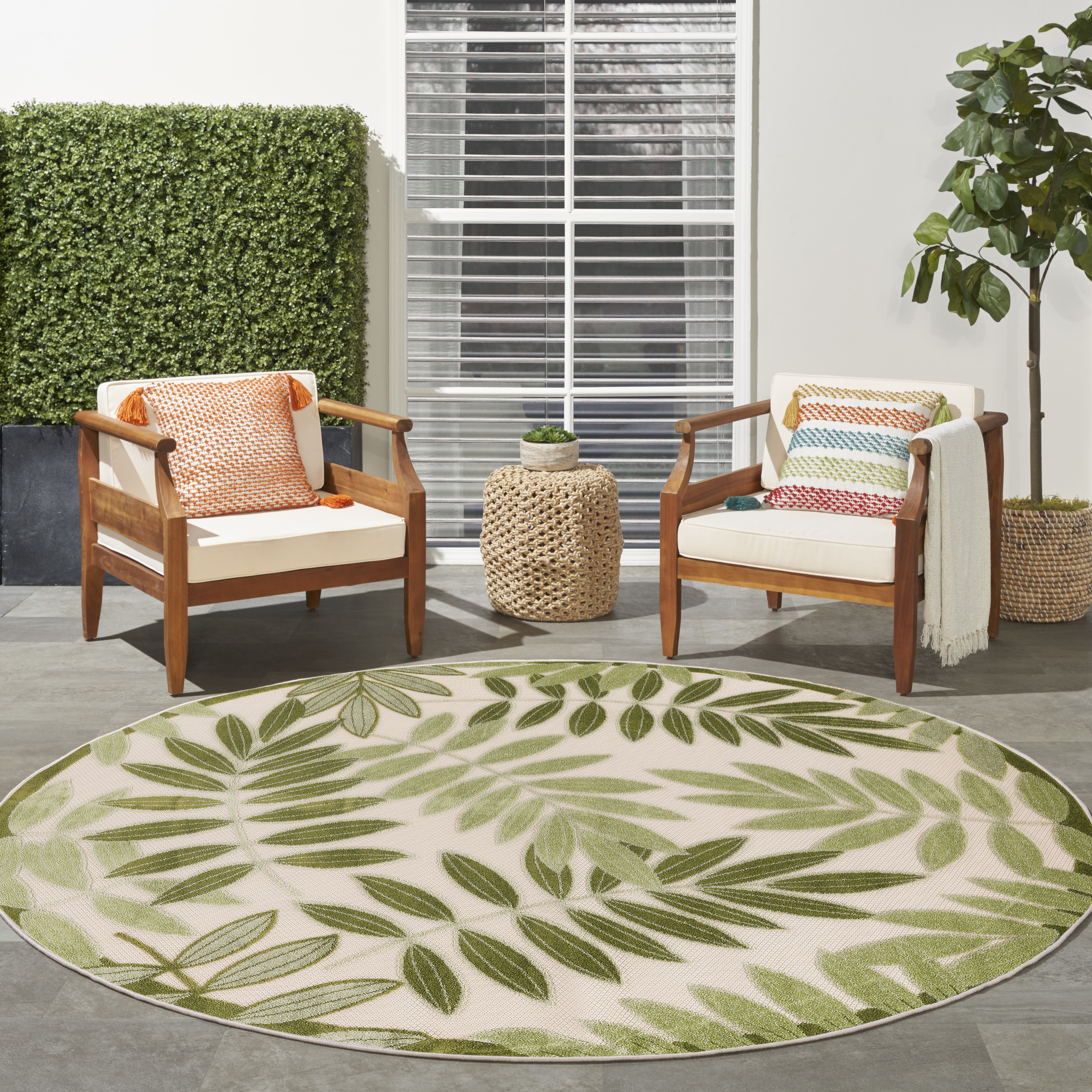 Nourison Aloha 5'3" x Round Ivory Green Outdoor Rug