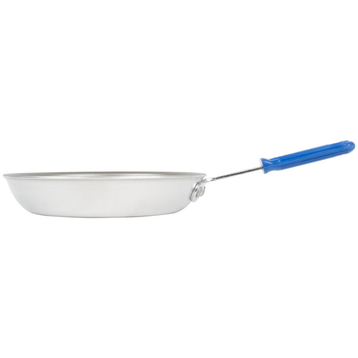 10-inch Wear-Ever® rivetless fry pan with PowerCoat2™ nonstick coating and Cool Handle® silicone handle