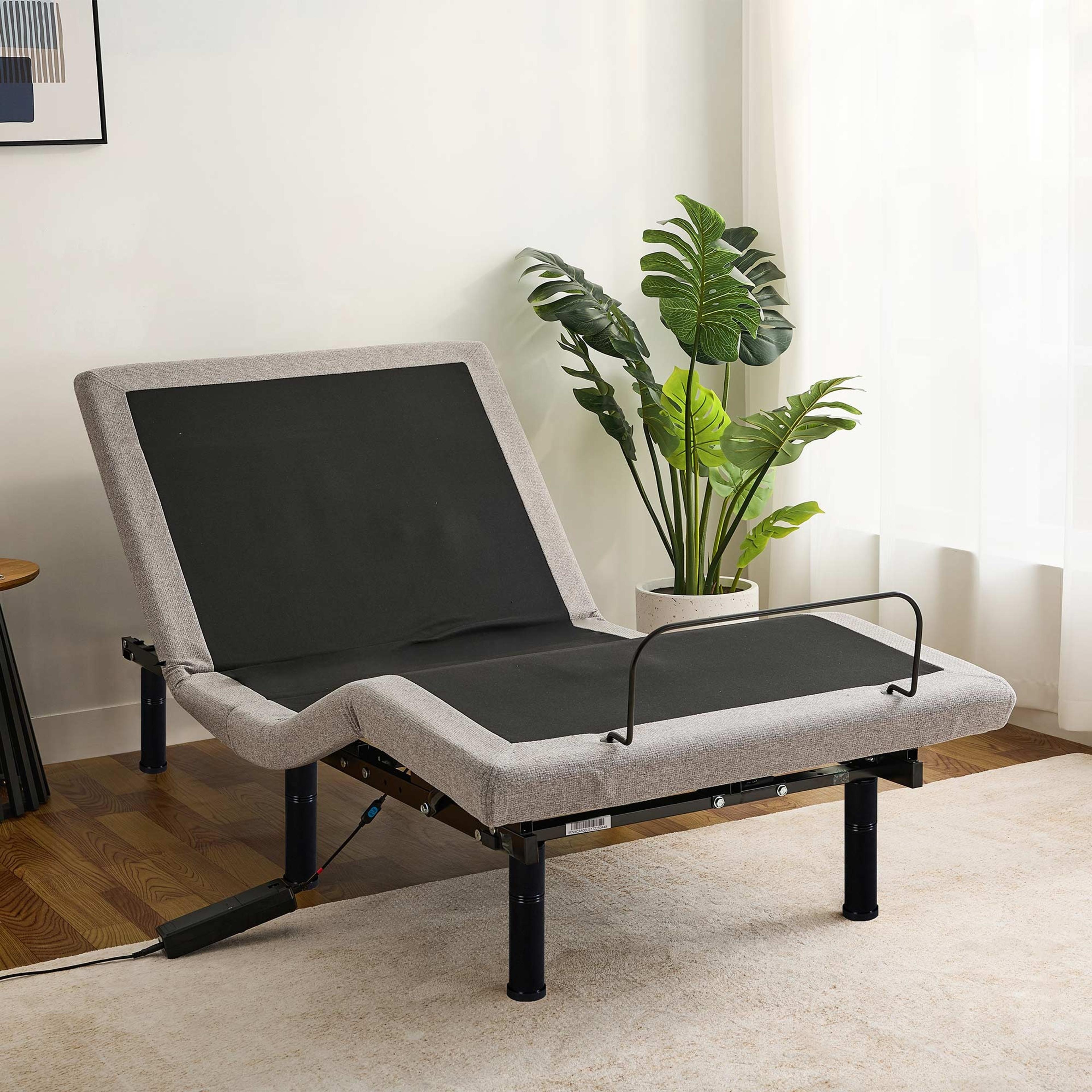 Lifestyle image of the Mlily Irecover Adjustable Base from Forty Winks