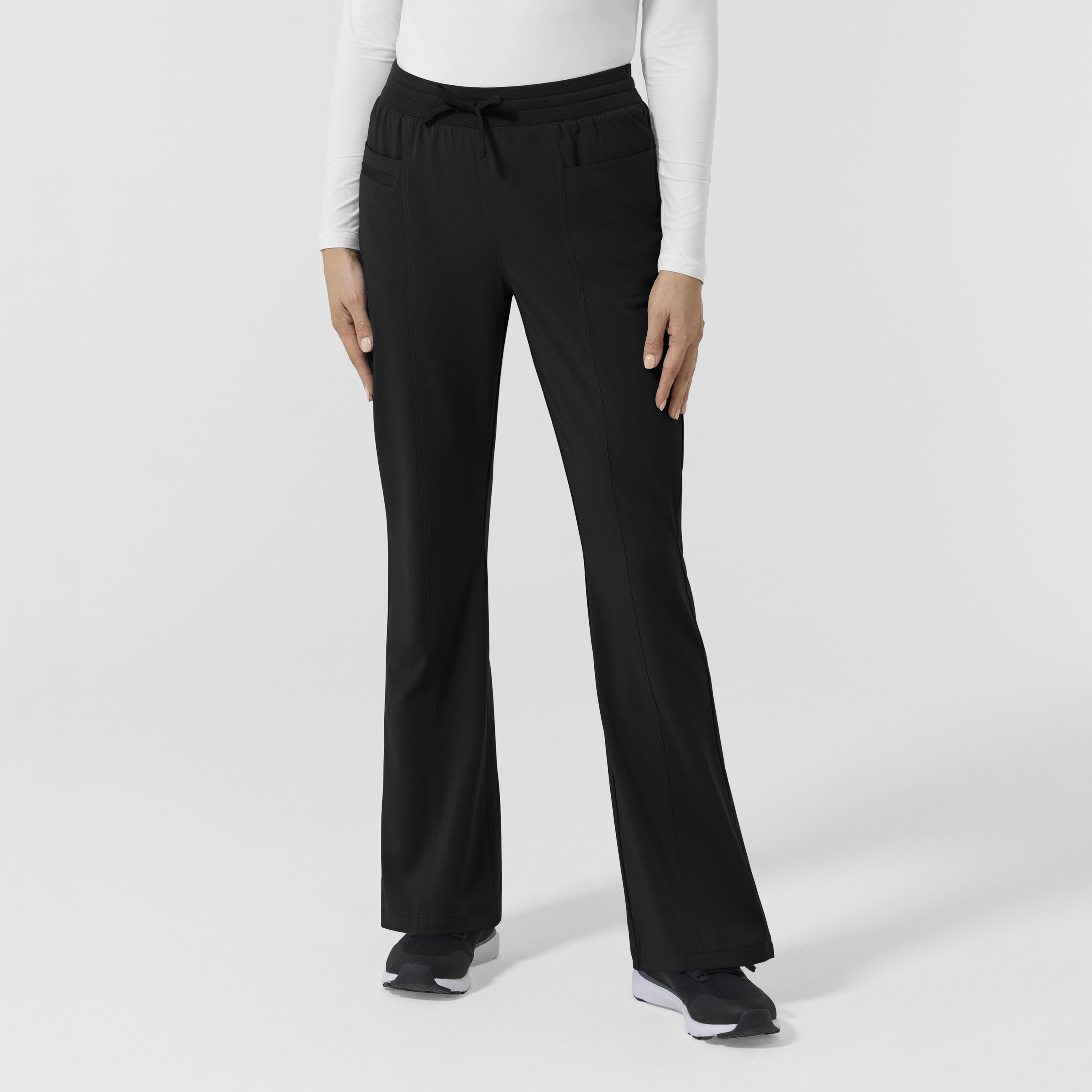 Force Cross-Flex Women‘s Modern Boot Cut Scrub Pant-Carhartt