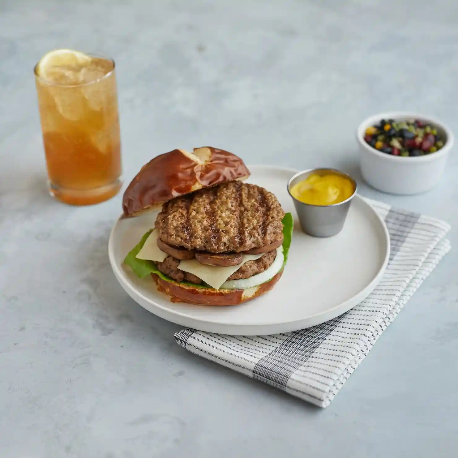 The Pub® Angus Gold Chopped Beef Steak, Fully Cooked, 3.5 oz._image_1