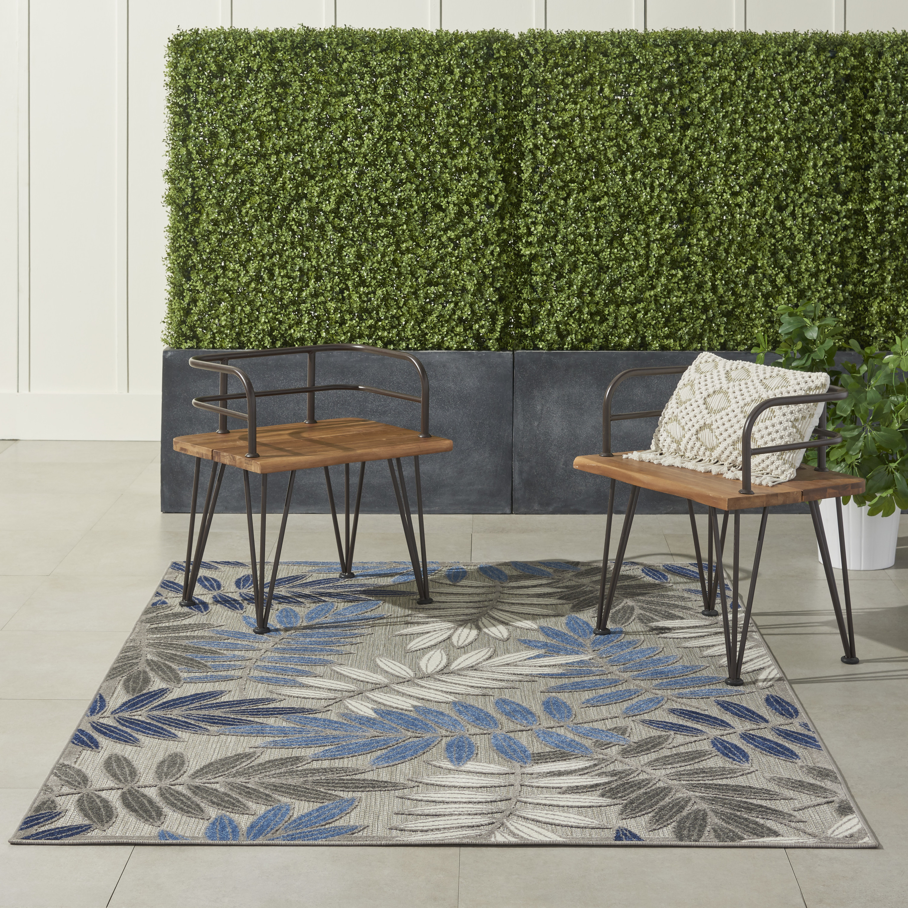 Nourison Aloha 5'3" x 7'5" Grey Blue Tropical Rug