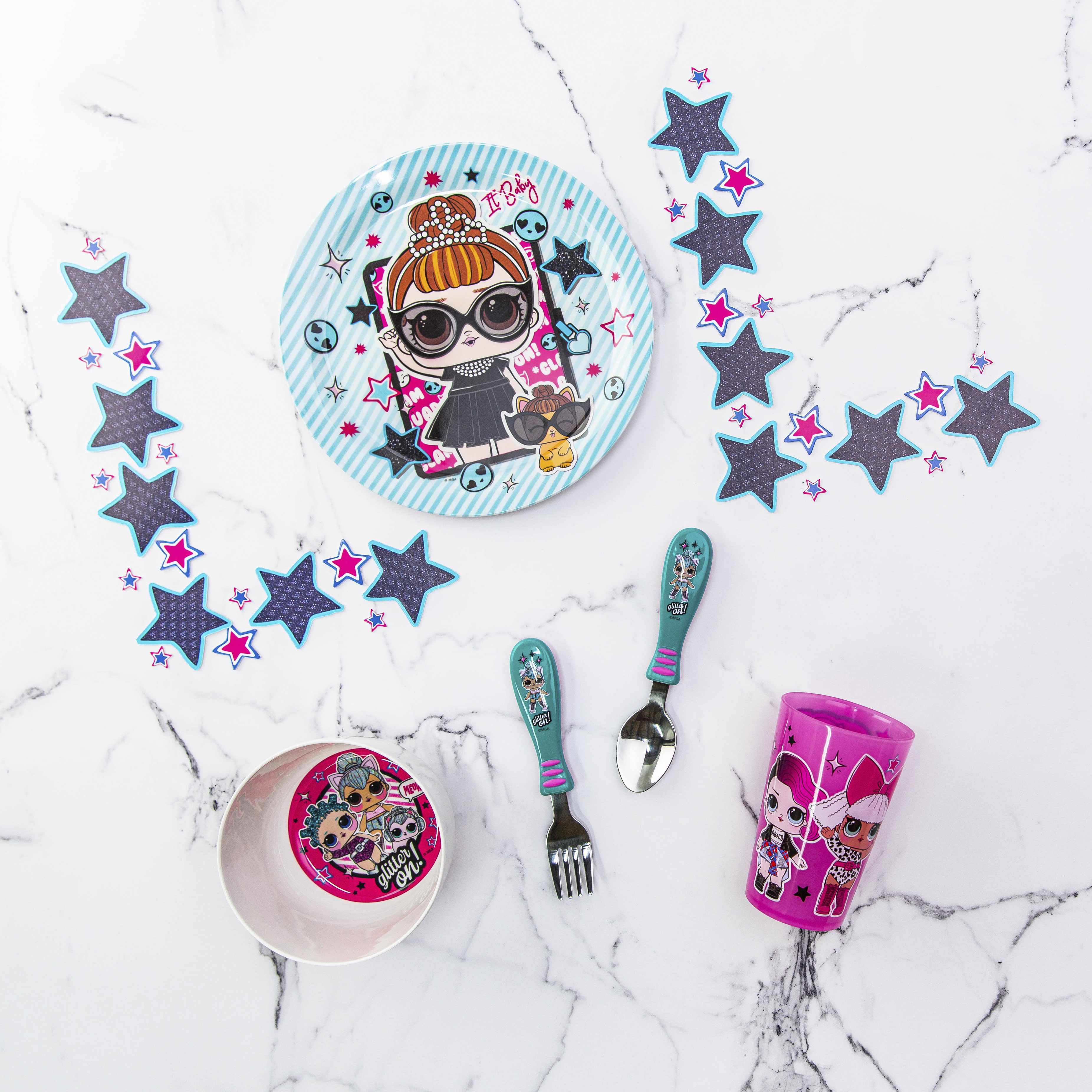 LOL Surprise Dinnerware Set, Glitter ON!, 5-piece set slideshow image 5 LOL Surprise Dinnerware Set, Glitter ON!, 5-piece set slideshow image 5