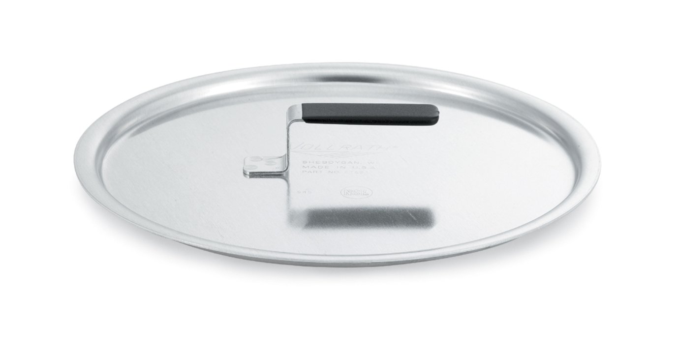 10 ¾-inch Wear-Ever® flat aluminum cover with dipped handle