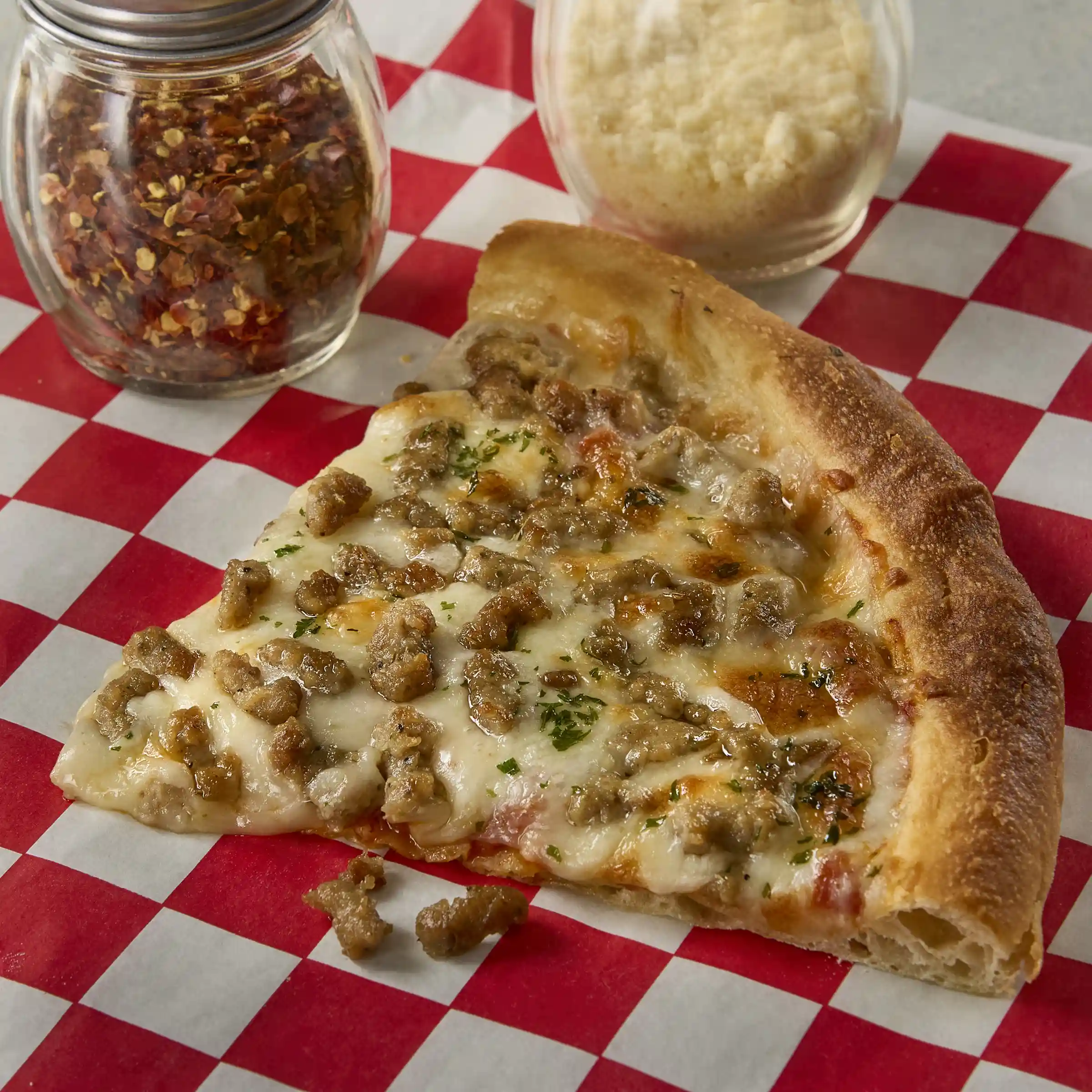 Hillshire Farm® Cooked Italian Style Pork Pizza Topping (Regular Chunk) https://images.salsify.com/image/upload/s--xTJVZJw8--/q_25/5de220893850a4a587189fe9048cc79b04013063.webp
