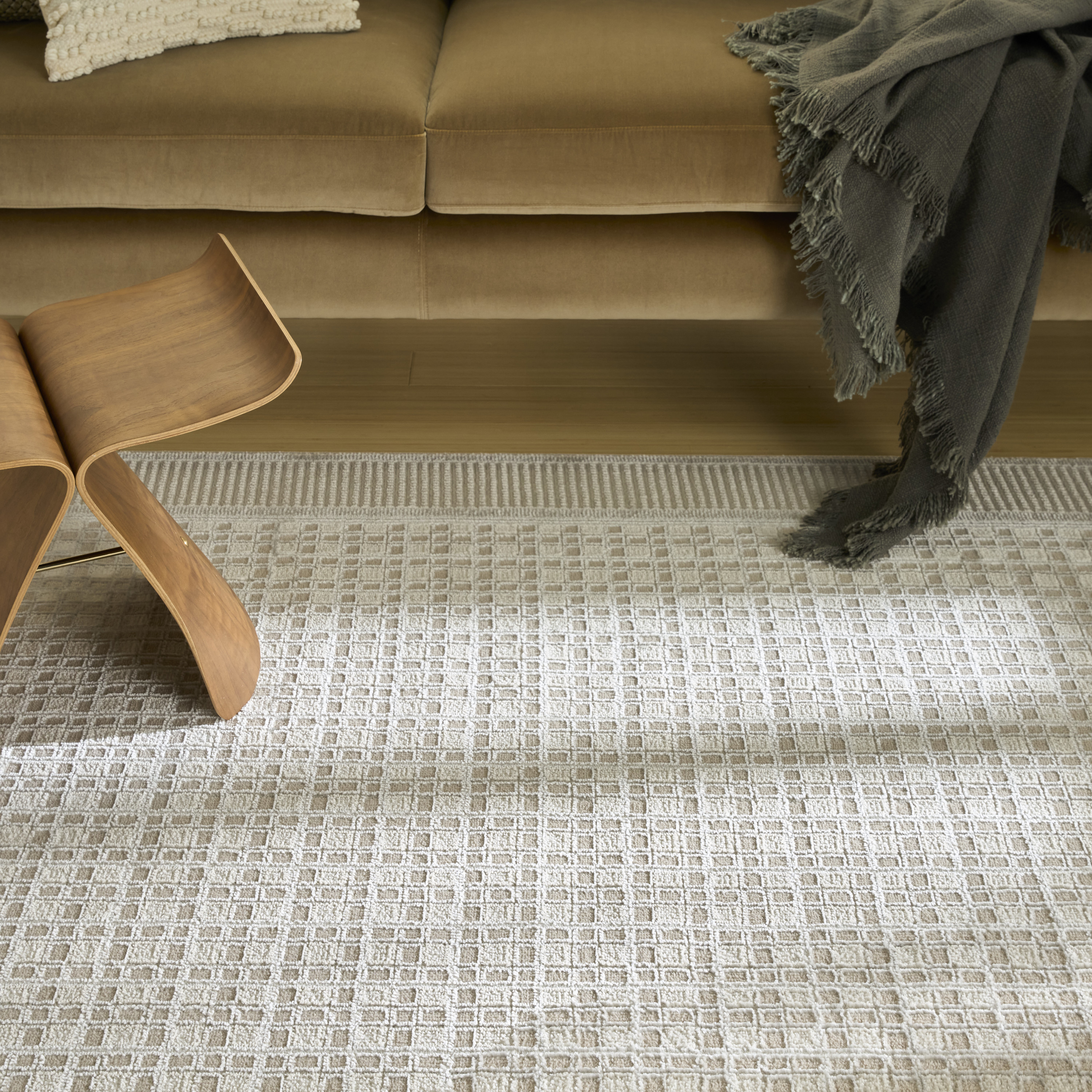 Nourison Nordic 5' x 7' Beige Modern Indoor Rug