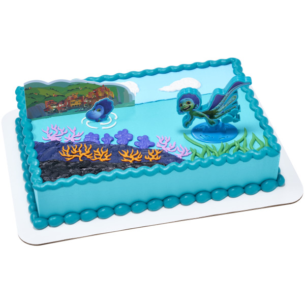 Disney and Pixar's Luca The World is Yours DecoSet®