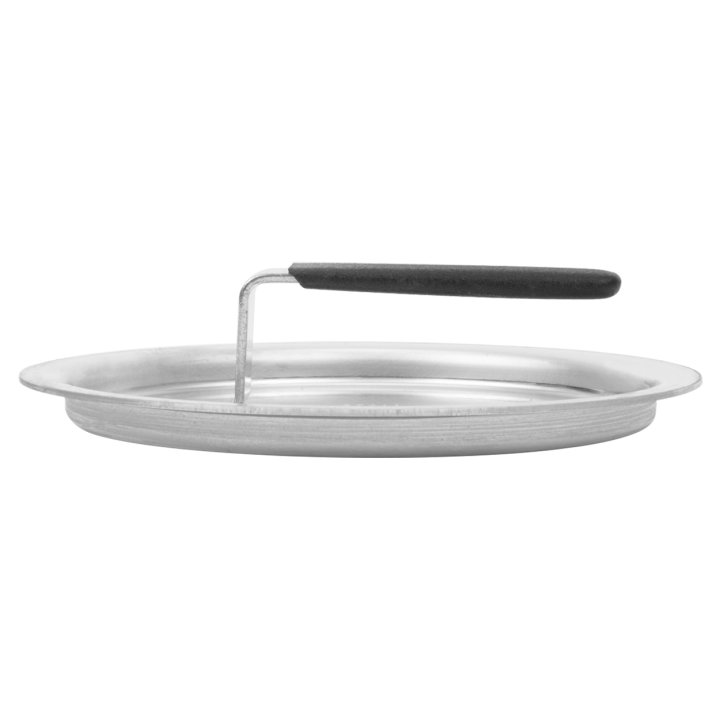 6 ⅝-inch Wear-Ever® flat aluminum cover with dipped handle