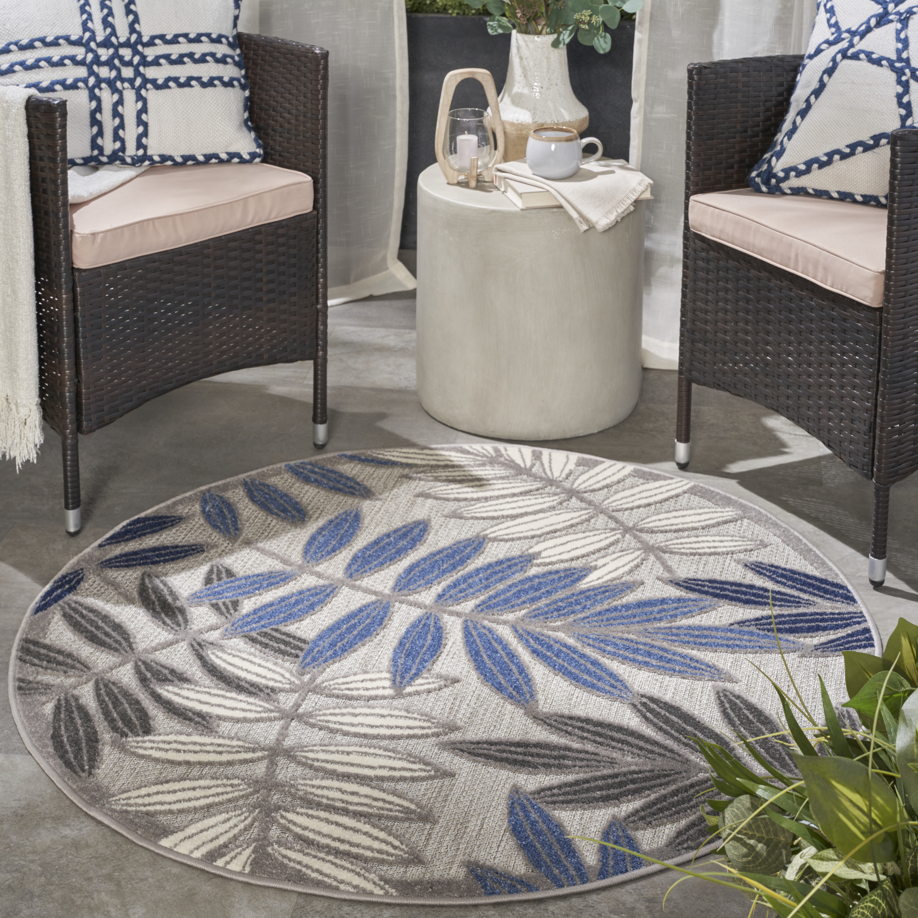Nourison Aloha 4' x Round Grey Blue Tropical Rug