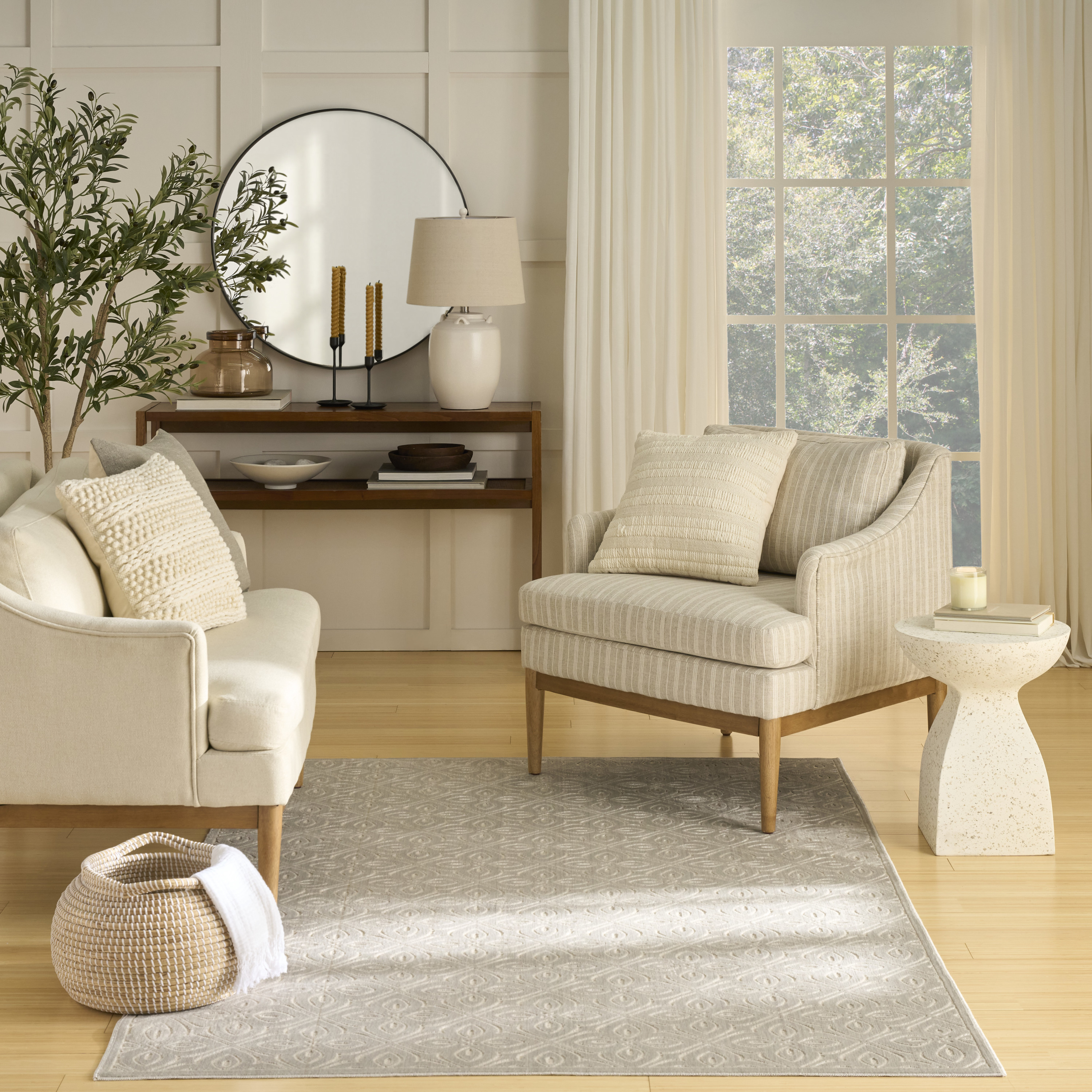 Nourison Washable Charm 4' x 6' Silver Ivory Contemporary Indoor Rug