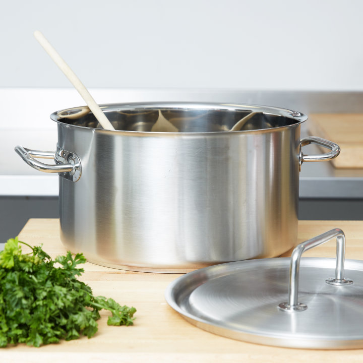 12-quart Intrigue® stainless steel sauce pot