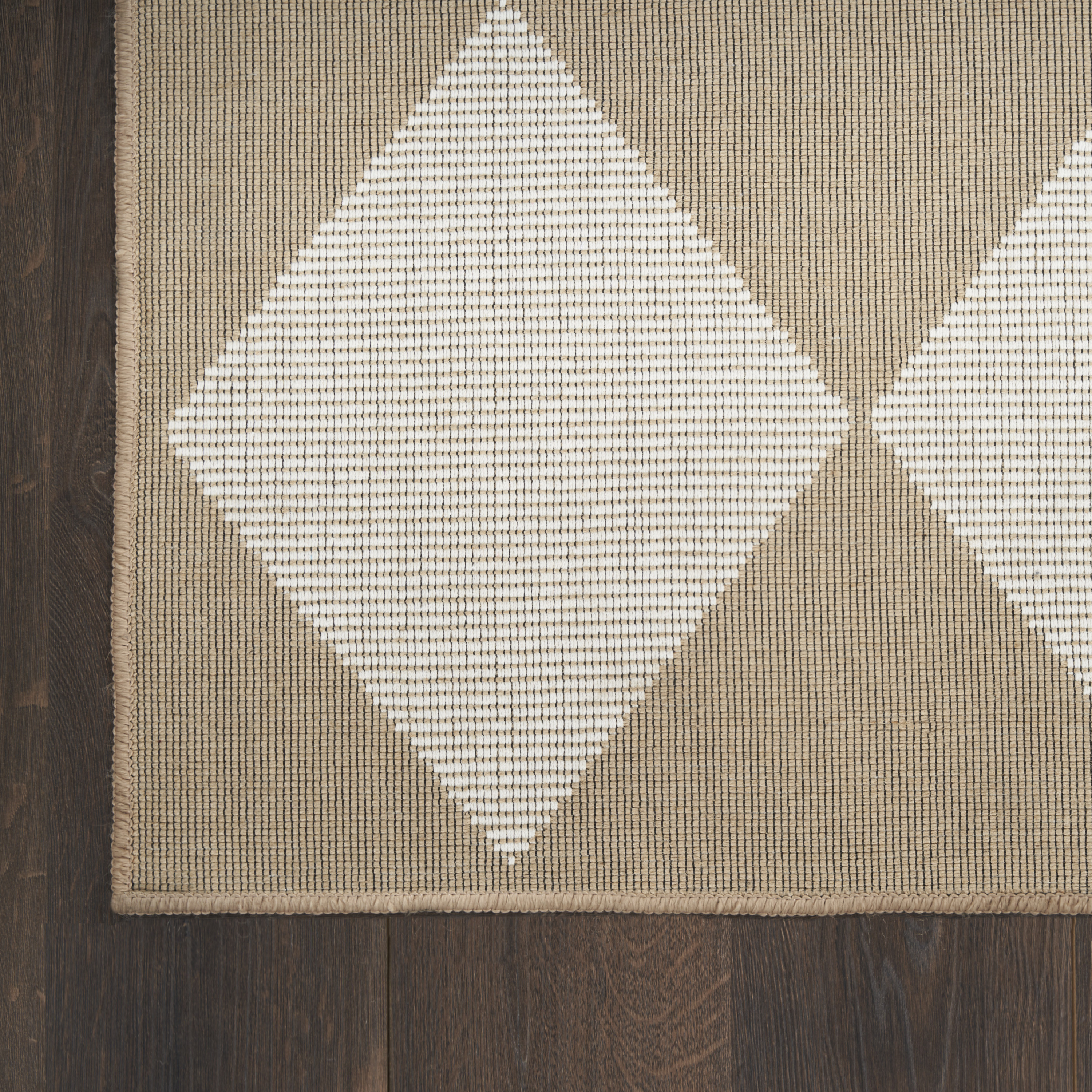 Nourison Washable Modern Jute 3'11" x 5'11" Natural Ivory Modern Indoor Rug