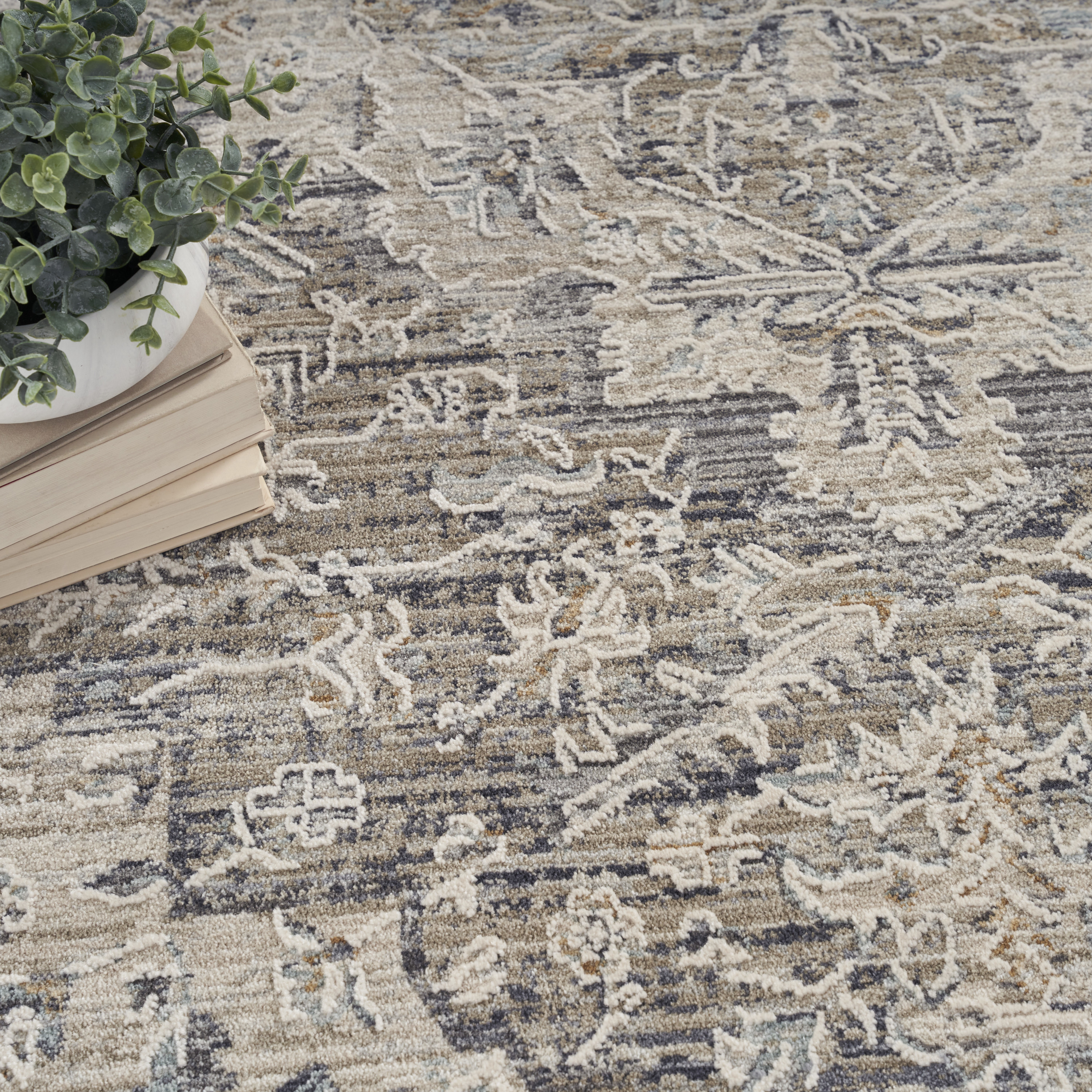 Nourison Lynx 5'3" x 7'10" Ivory Taupe Vintage Indoor Rug