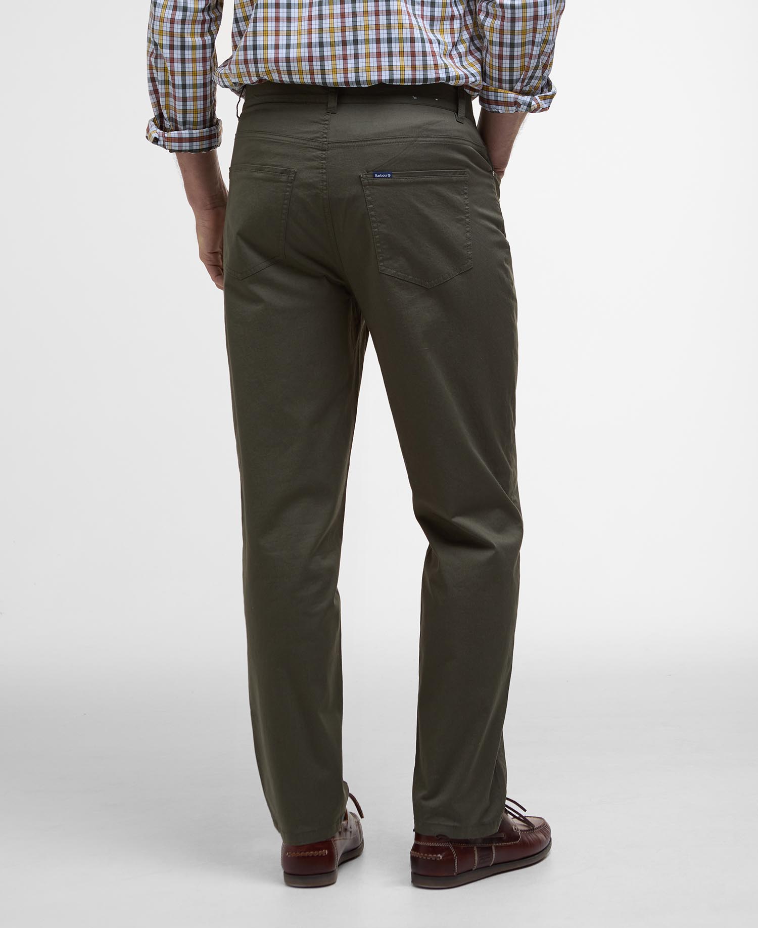 Pantaloni chino con vestibilità regular, leggeri ed elasticizzati image number 2