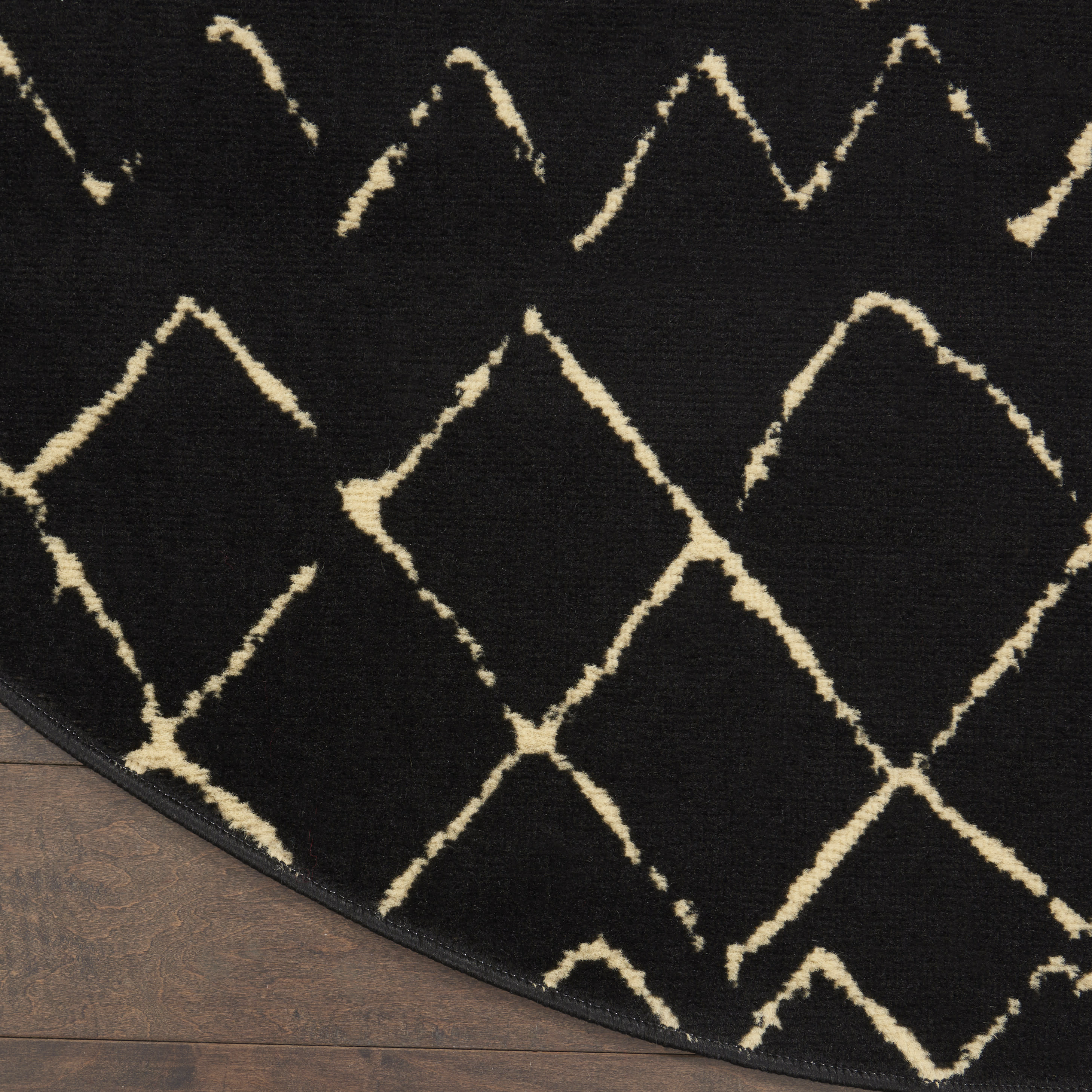 Nourison Grafix 5'3" x Round Black Bohemian Indoor Rug