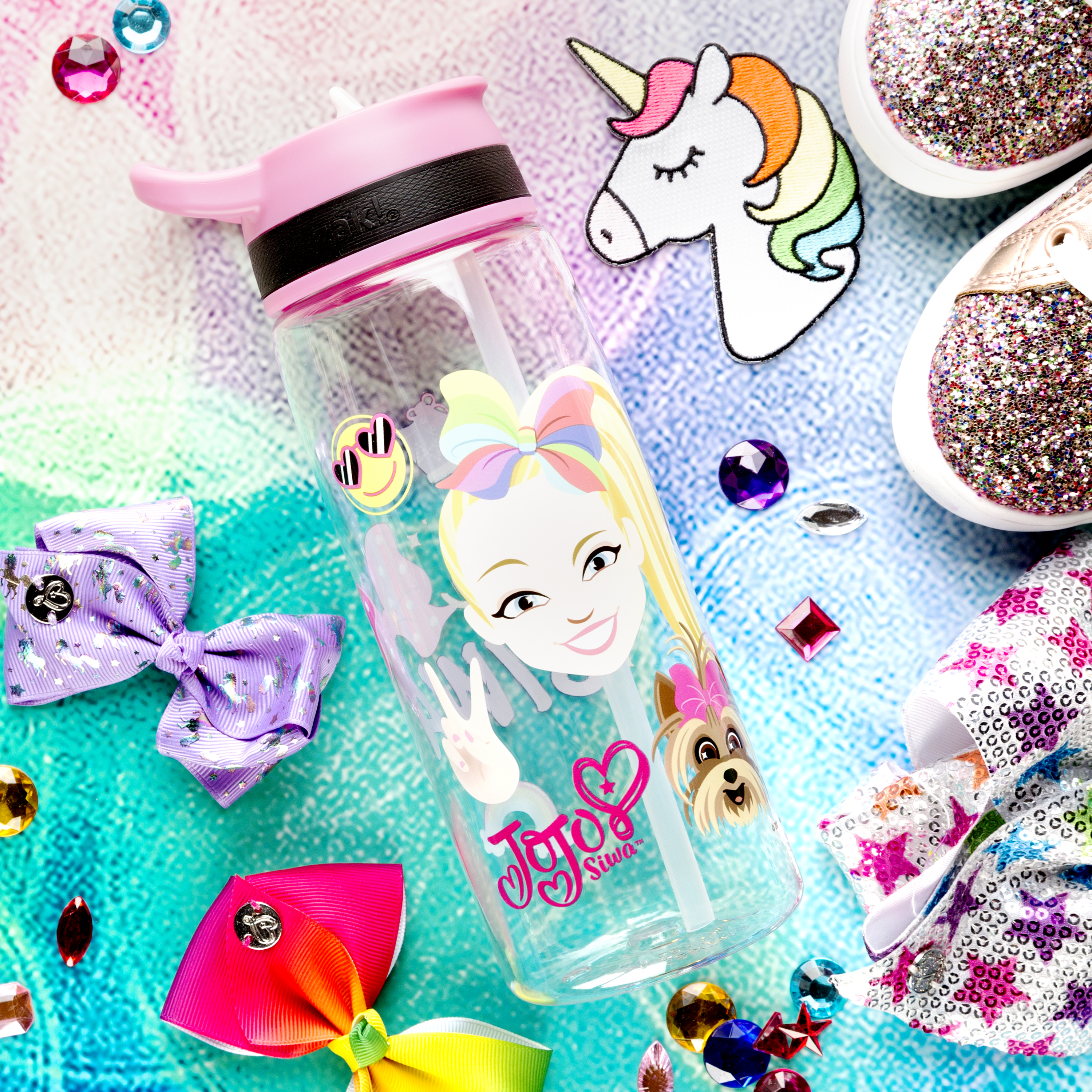 JoJo Siwa 25 ounce Water Bottle, Jojo & BowBow slideshow image 3 JoJo Siwa 25 ounce Water Bottle, Jojo & BowBow slideshow image 3