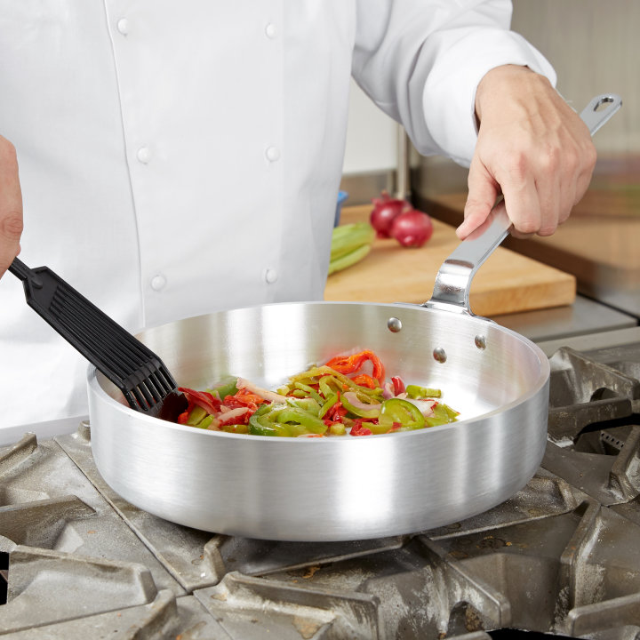 5-quart Wear-Ever® Classic Select® heavy-duty sauté pan in natural finish