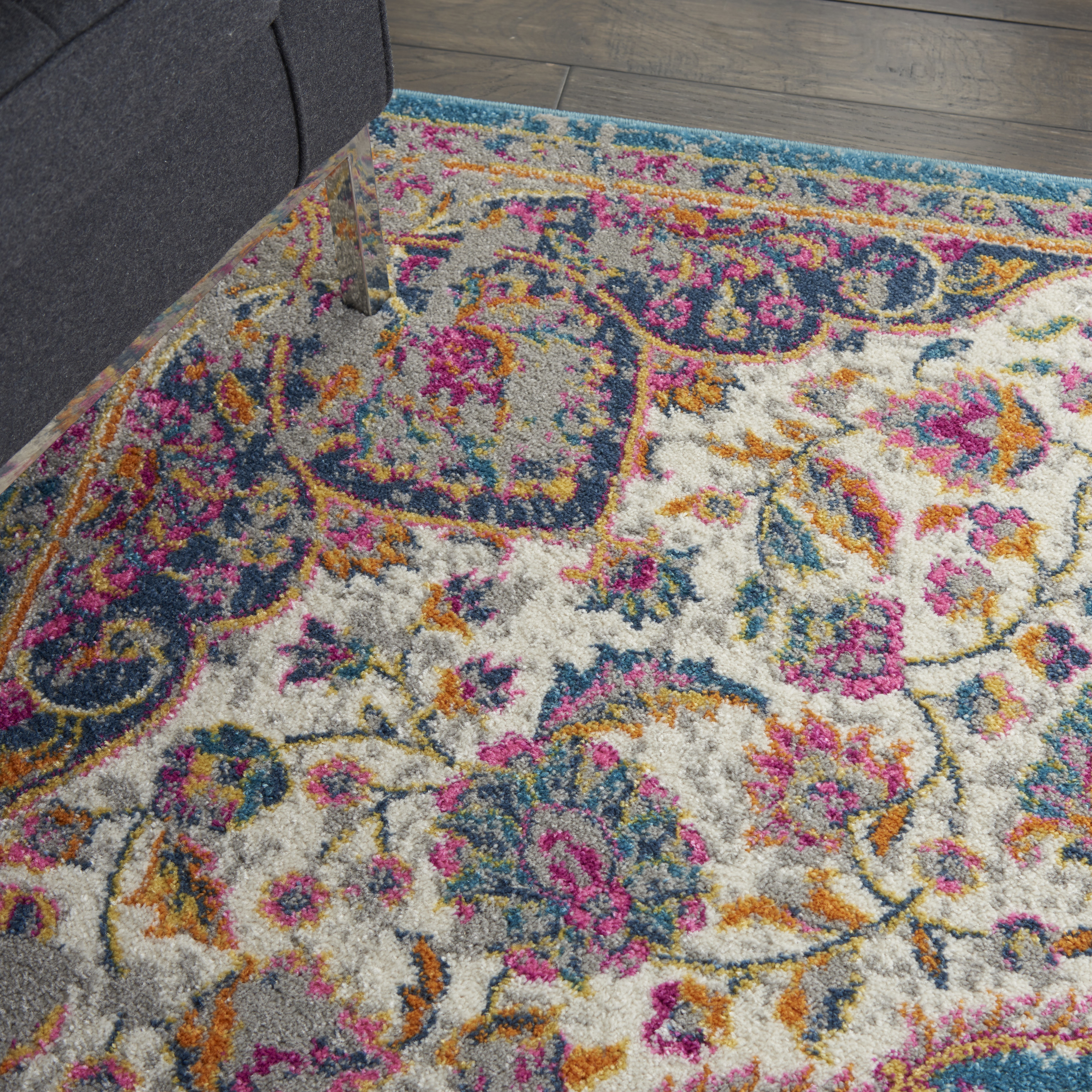 Nourison Passion 3'9" x 5'9" Ivory Multicolor Transitional Indoor Rug