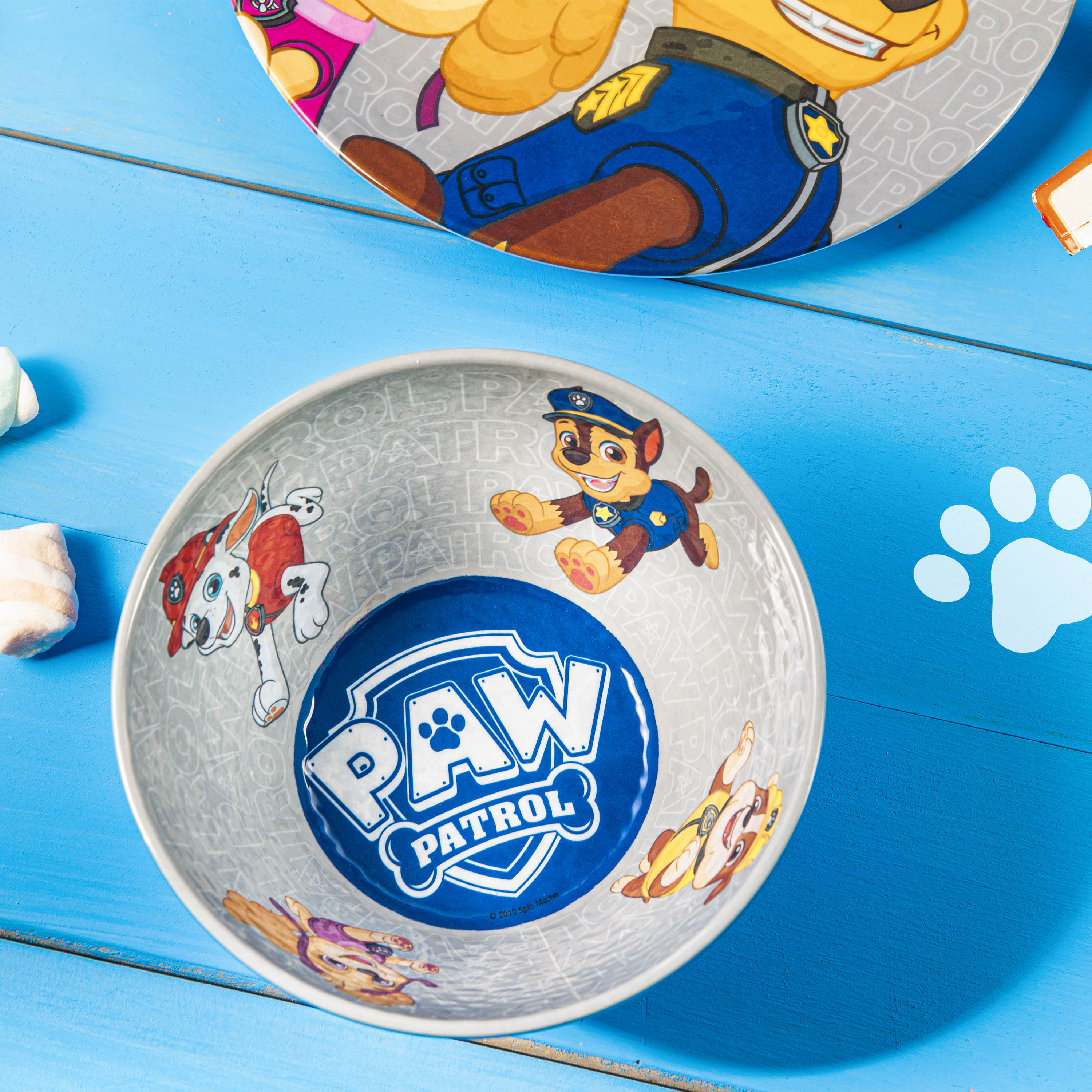 Paw patrol Kids 9-inch Plate and 6-inch Bowl Set, Chase, Skye and Friends, 2-piece set slideshow image 4