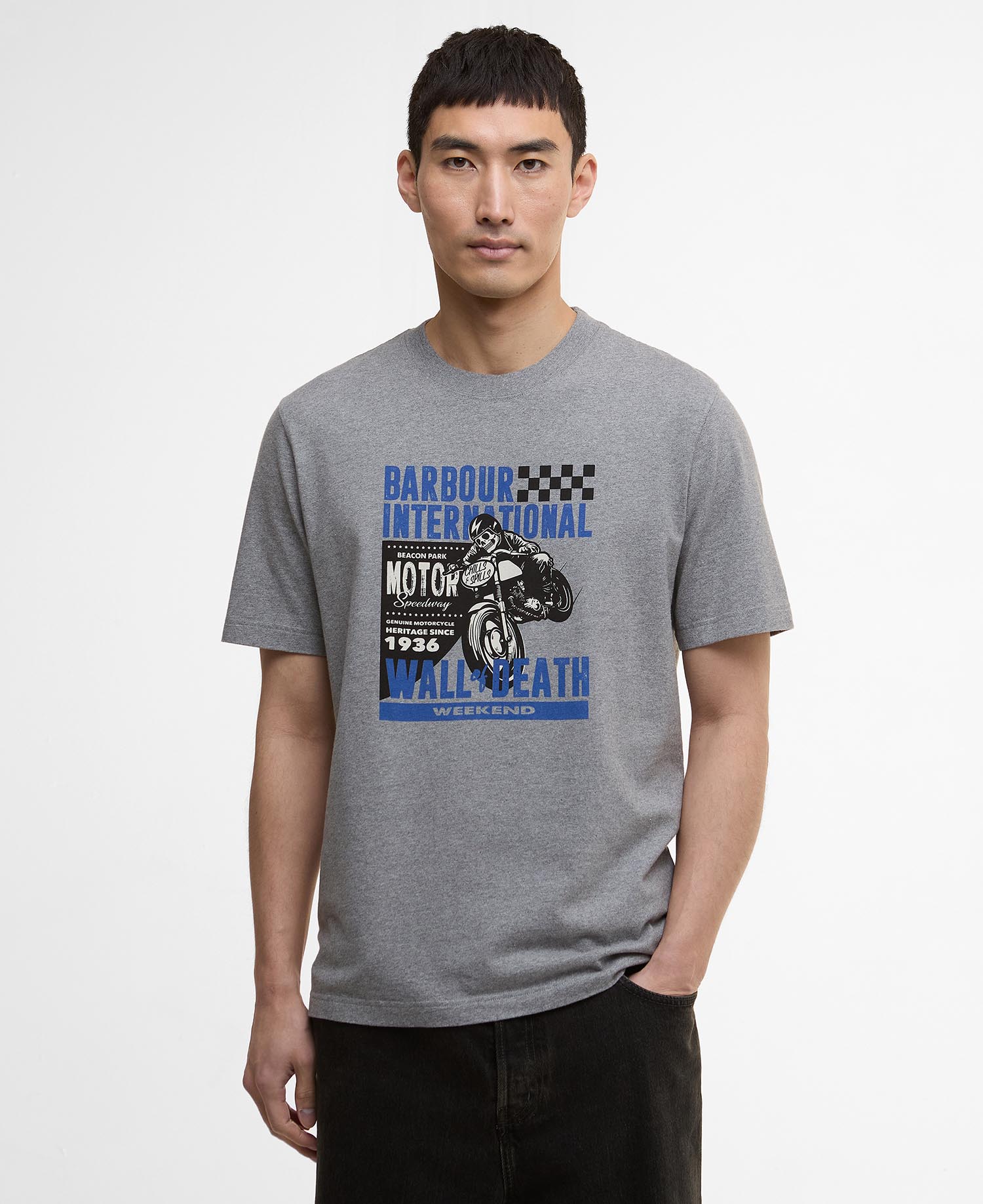 Weekender Graphic T-Shirt image number 0