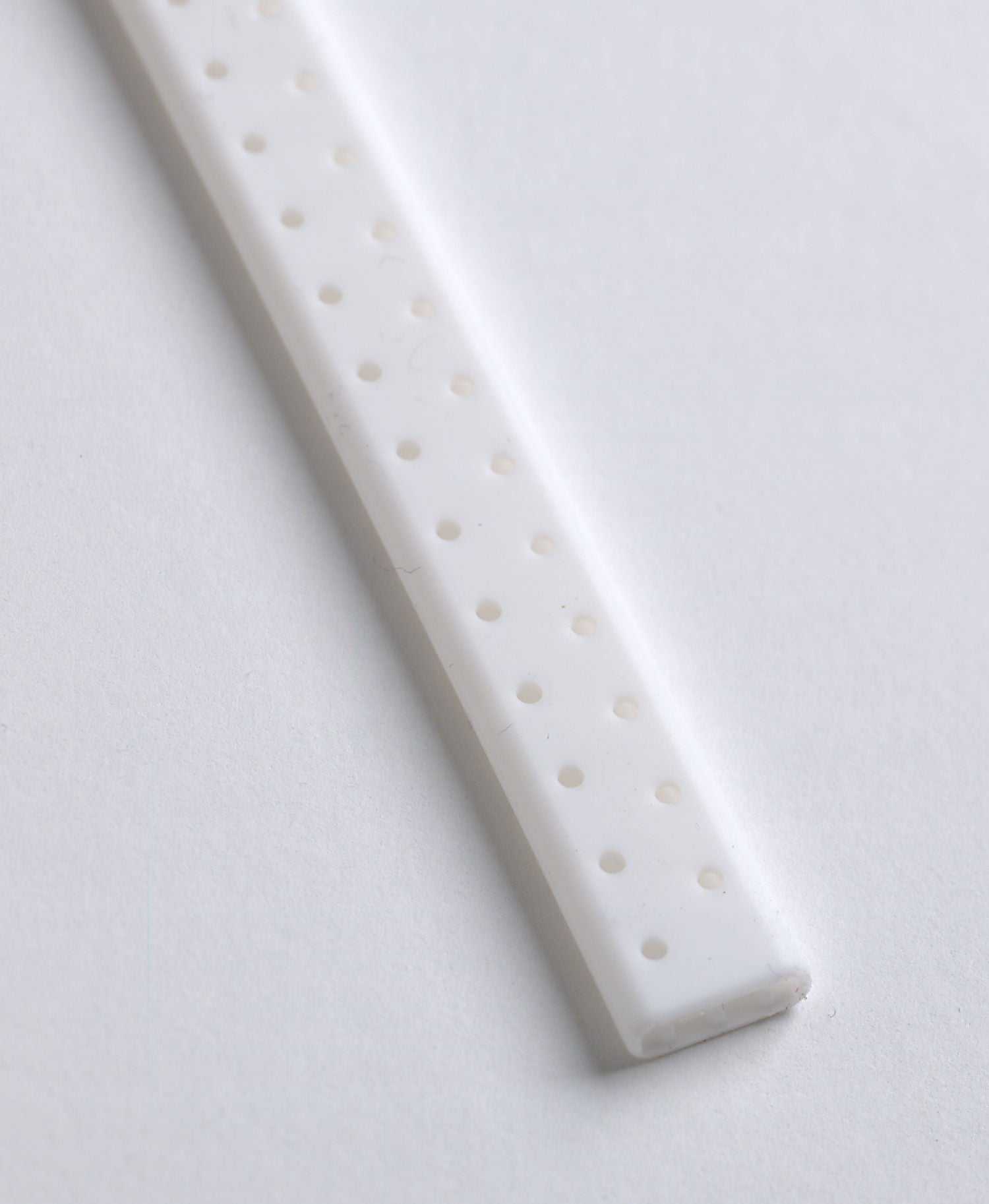 Aspen Surgical Products DRAIN, HUBLESS RND END PERF 15FR (10/CS)