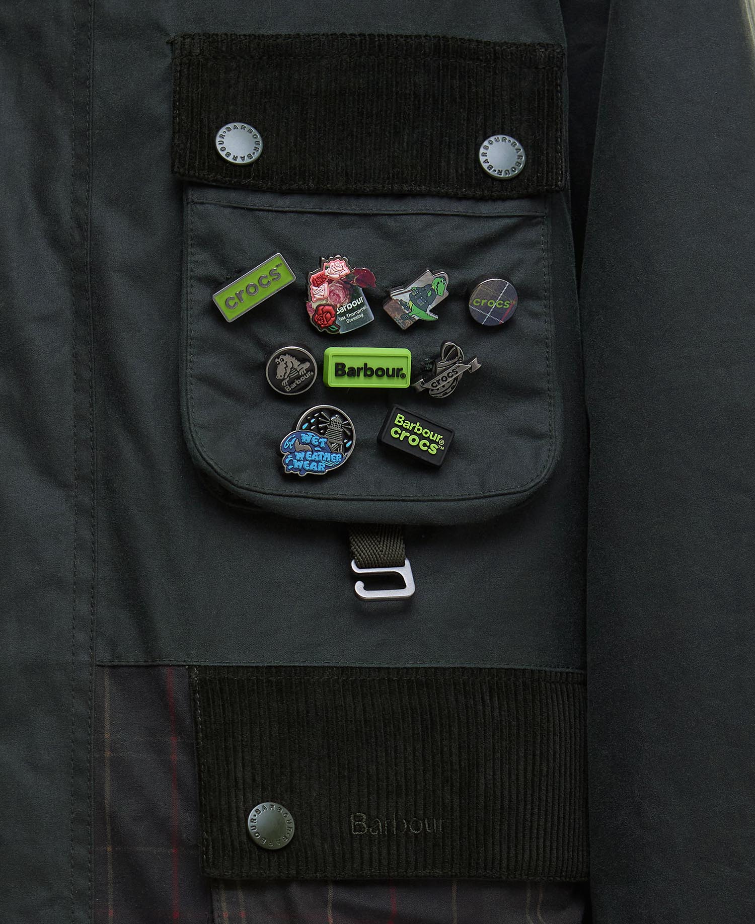 Giacca cerata Bedale oversize Barbour x Crocs image number 7