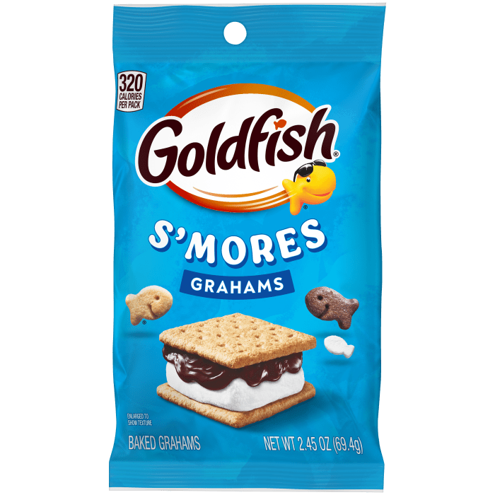 Goldfish® S'mores Baked Grahams, 2.45 oz, bag - Right Angle Image