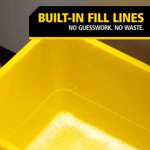 Rubbermaid Commercial, Glass Cleaning Bucket with Lid, Yellow