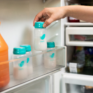 Milk Storage Bottles: The included milk storage bottles hold up to 5 fluid ounces, are refrigerator and freezer safe, include enhanced silicone sealing discs for spill-resistant storage and are compatible with all Evenflo Feeding breast pumps and most other standard neck breast pump brands.