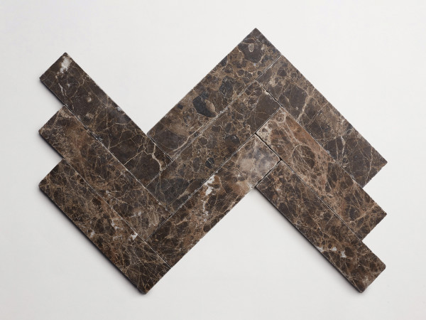 lapidary: girata | blade | iberian chocolate | tumbled 