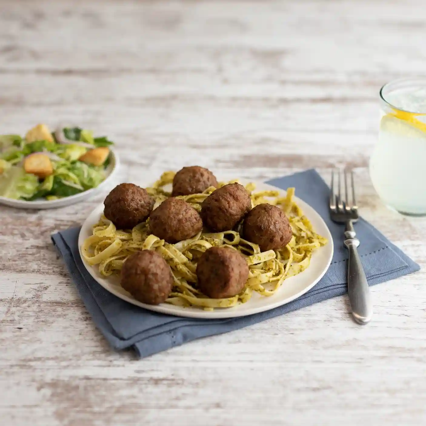Bonici® Fully Cooked Oven Roasted Italian Style Pork and Beef Meatballs, 1 oz https://images.salsify.com/image/upload/s--4T-5CtSM--/q_25/ayoixtum9v38hlkhz4nx.webp