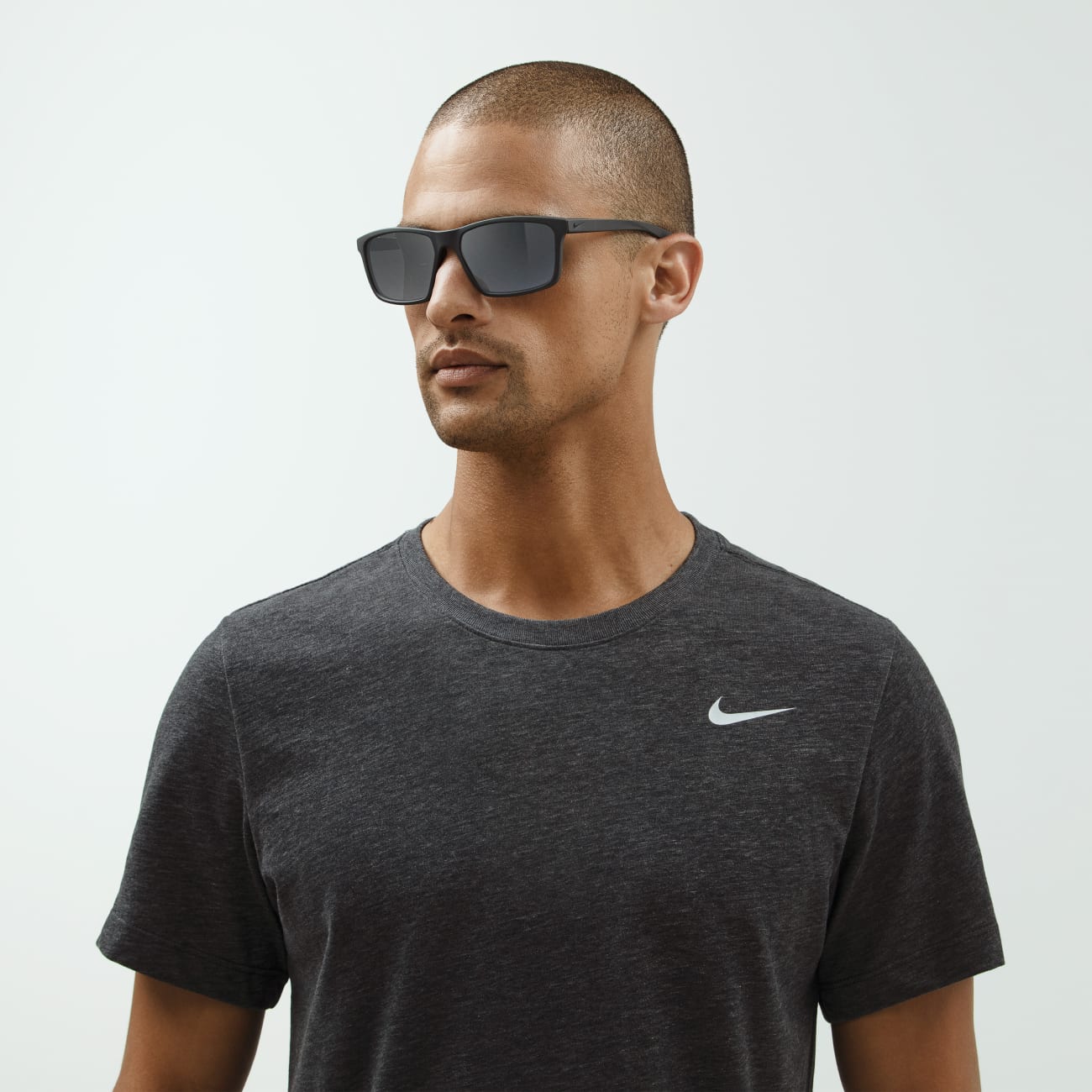 Nike Valiant Lifestyle Image