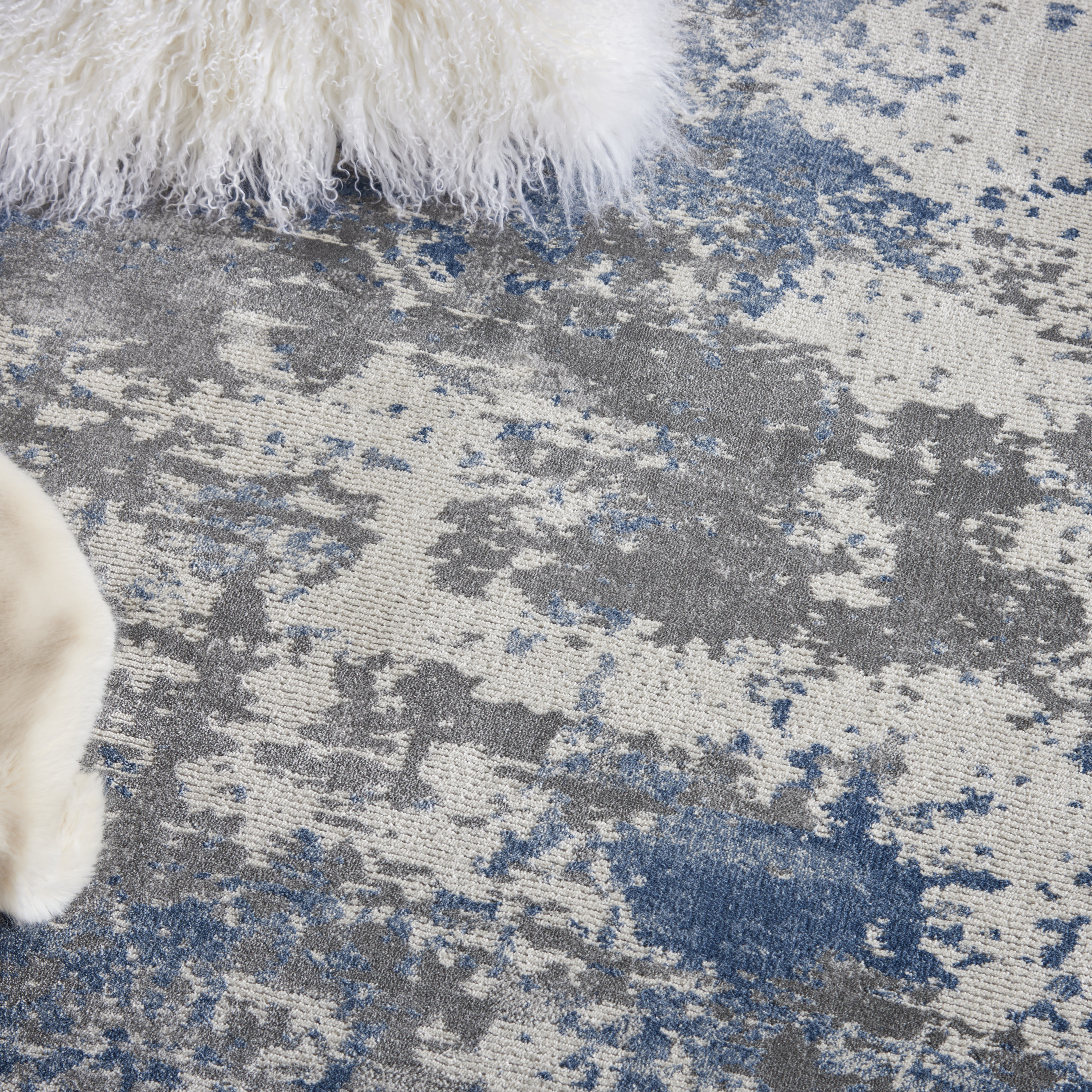 Nourison Rustic Textures 3'11" x 5'11" Grey Blue Modern Indoor Rug